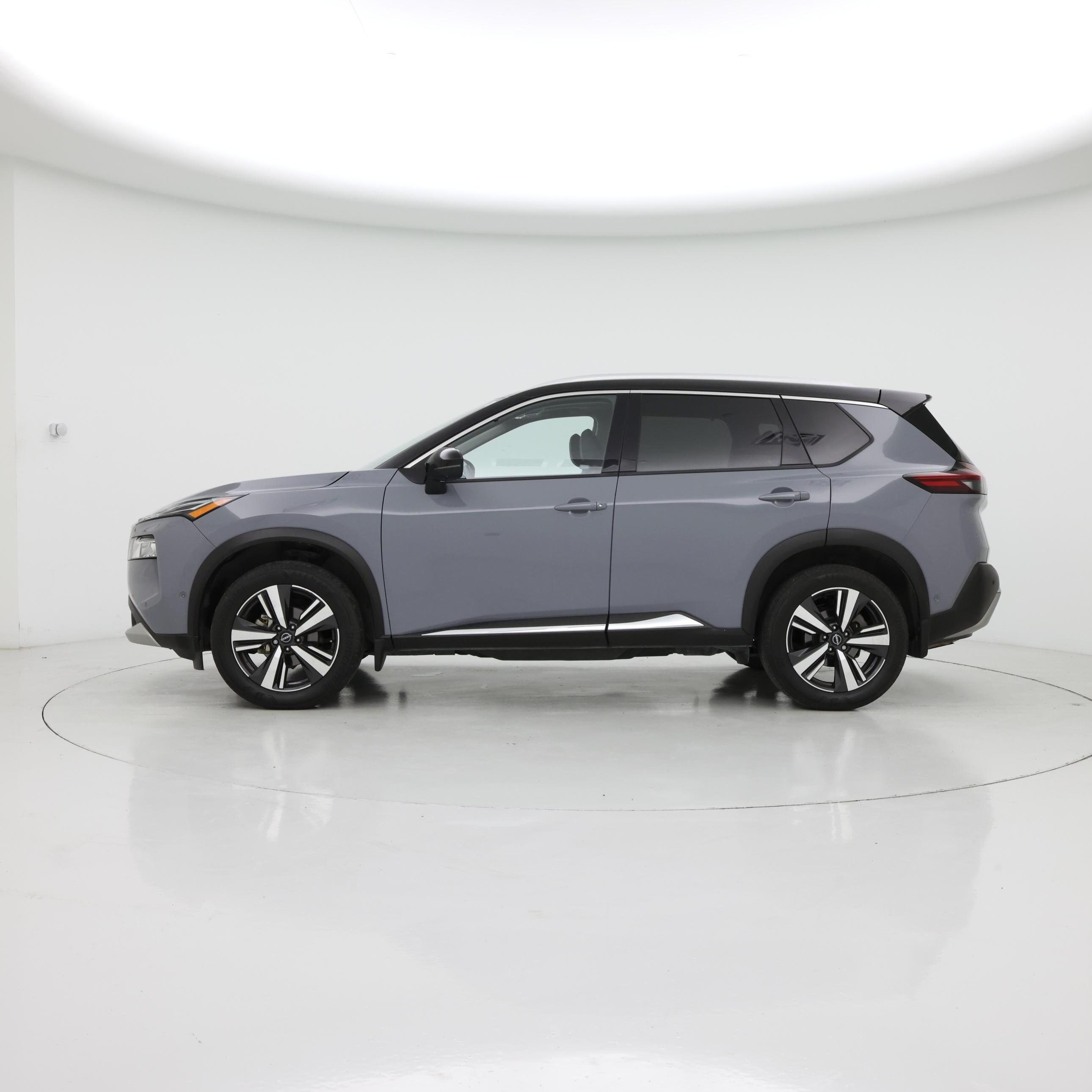 Thumbnail: 2022 Nissan Rogue - 3