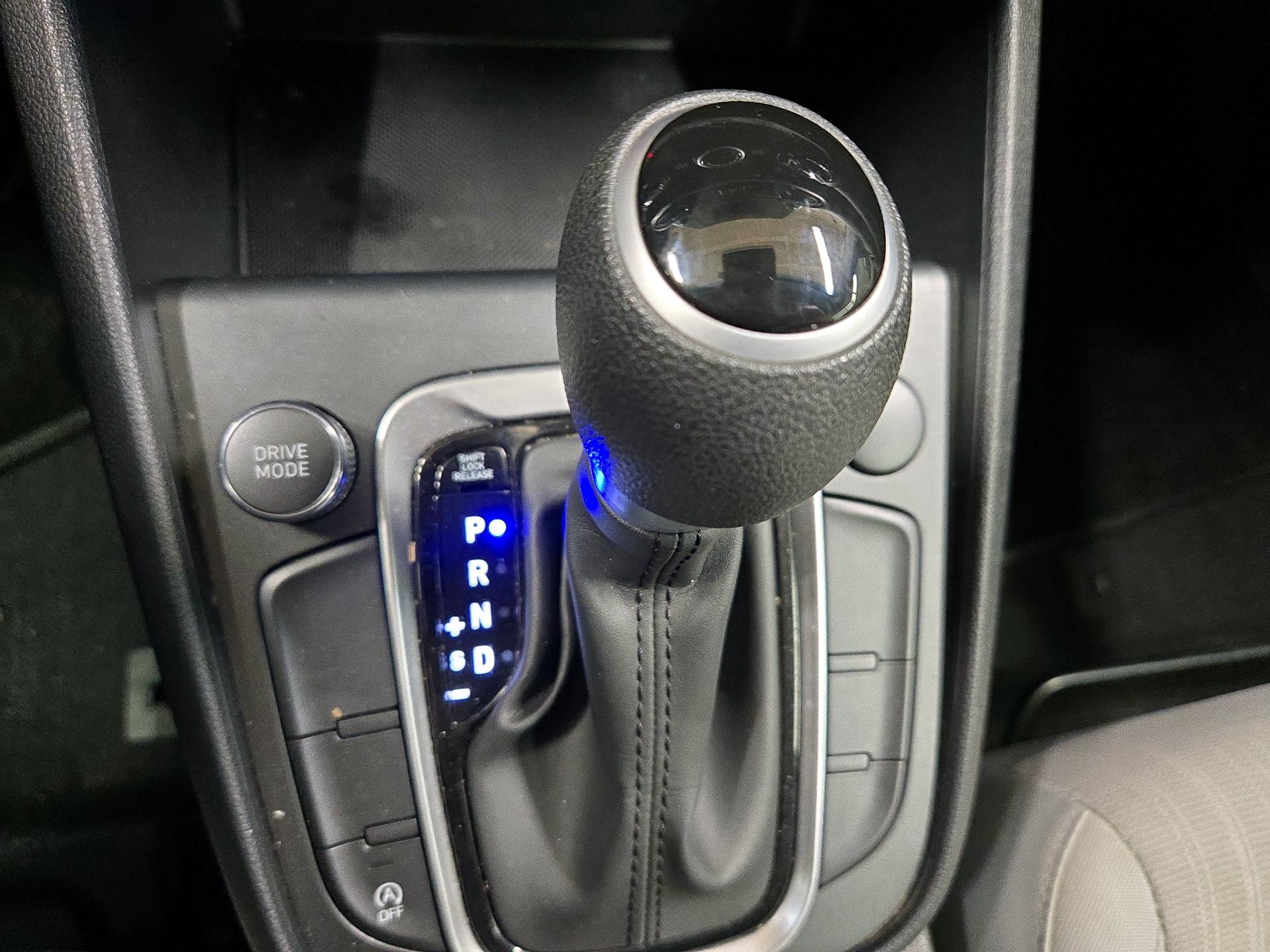 Thumbnail: 2022 Hyundai Kona - 16