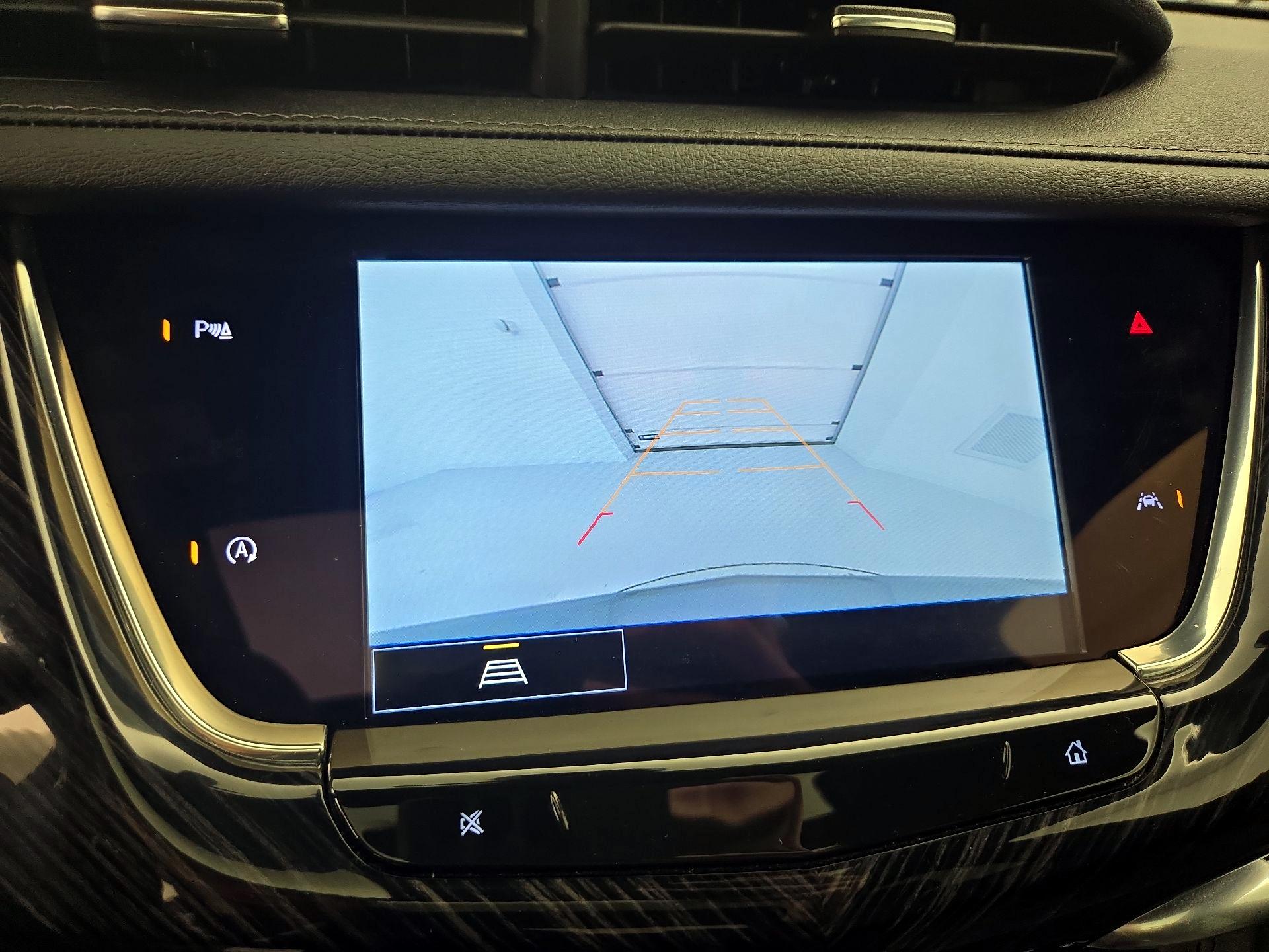 Thumbnail: 2025 Cadillac XT6 - 14