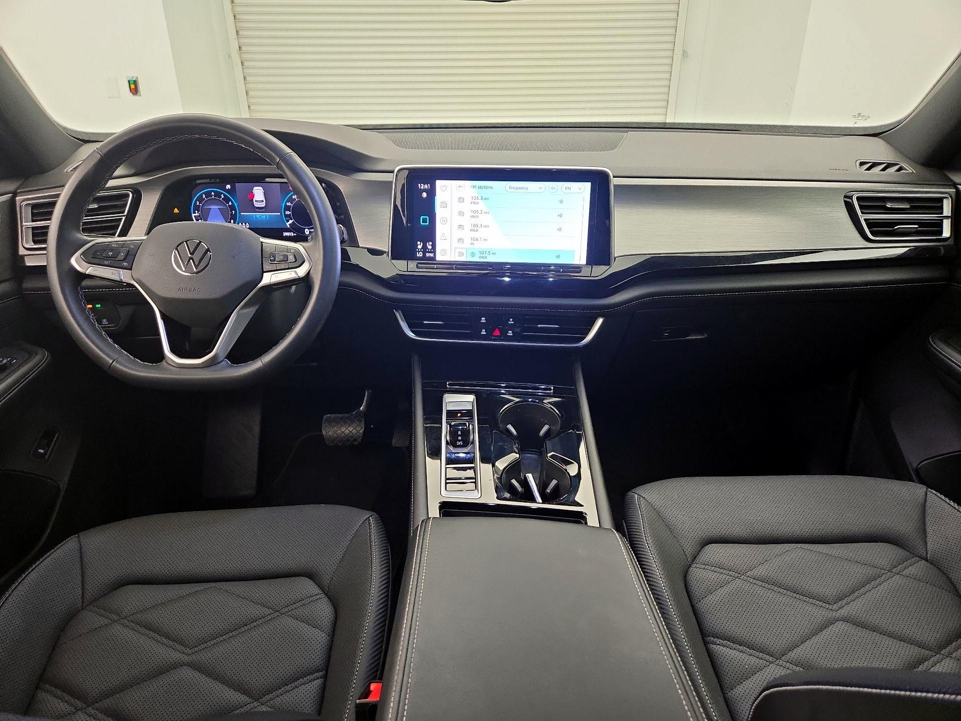 Thumbnail: 2024 Volkswagen Atlas - 9