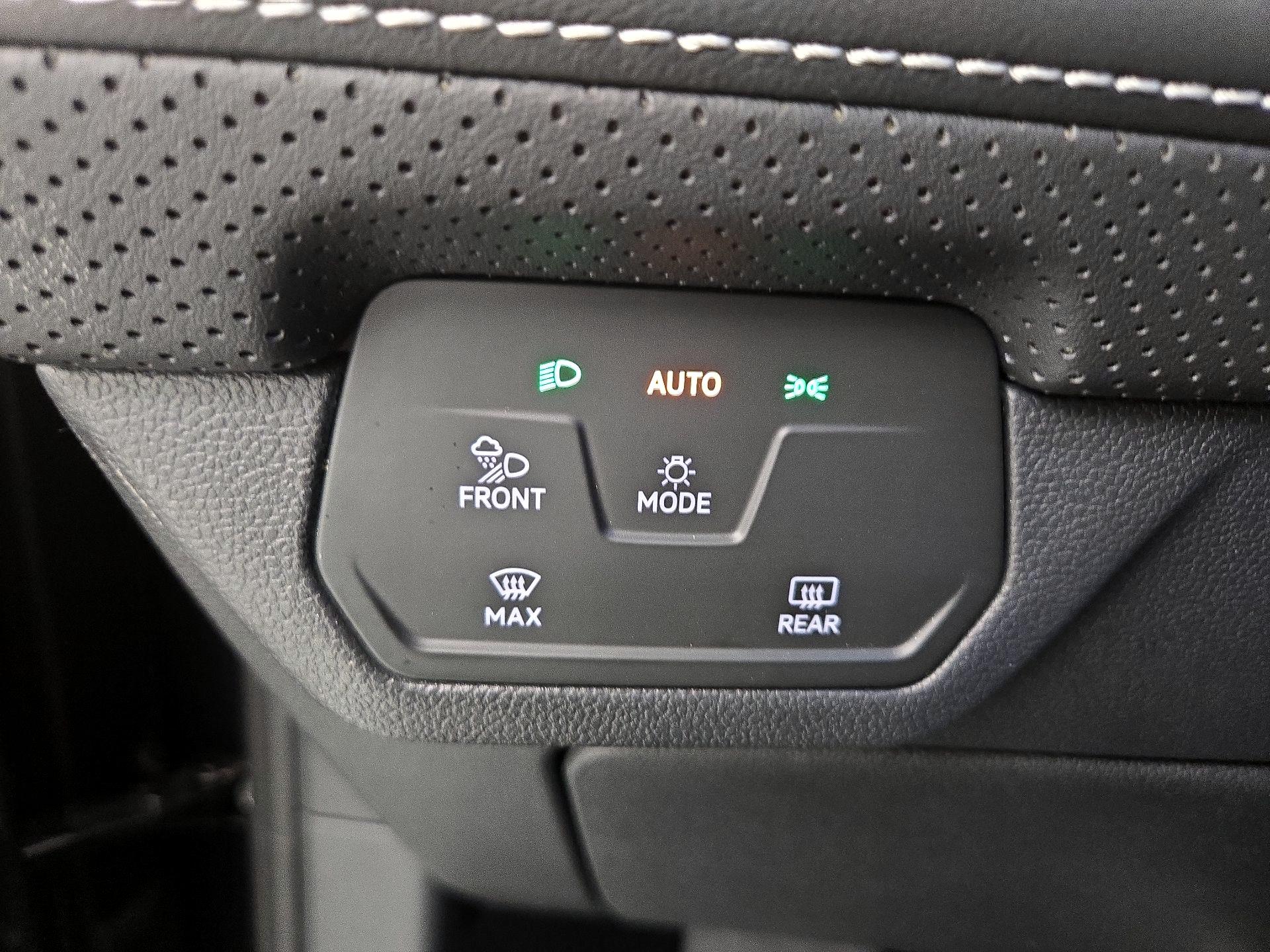 Thumbnail: 2024 Volkswagen Atlas - 13