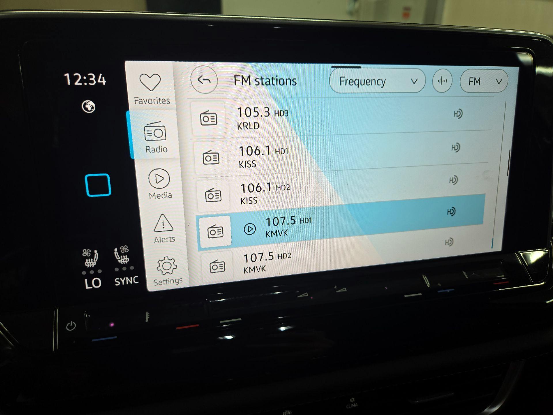 Thumbnail: 2024 Volkswagen Atlas - 15