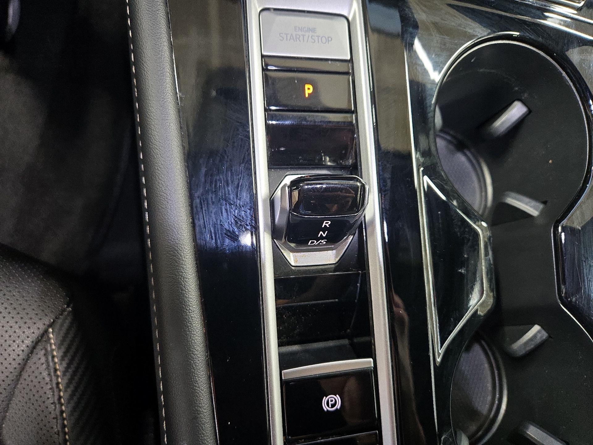 Thumbnail: 2024 Volkswagen Atlas - 17