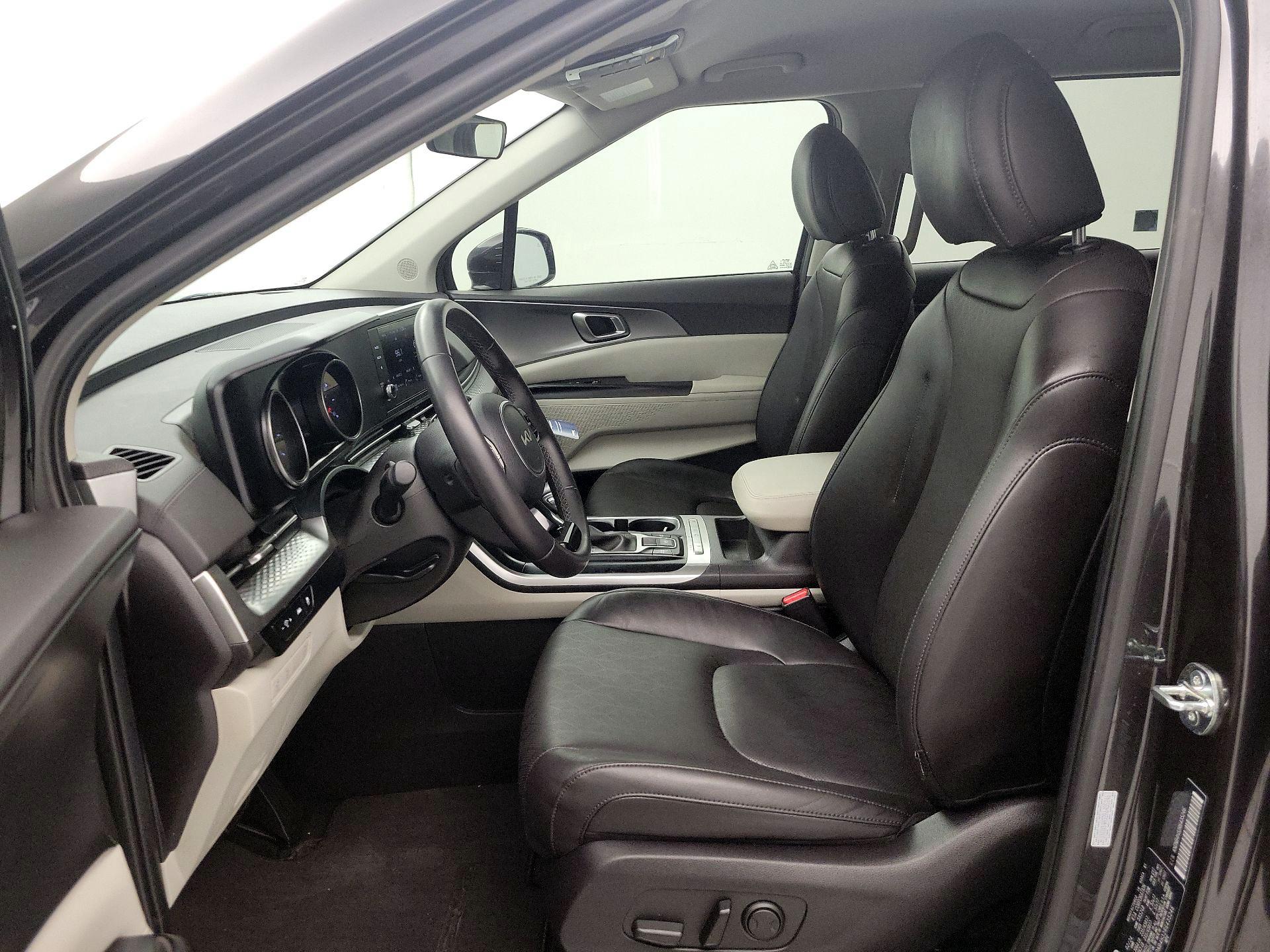 Thumbnail: 2024 Kia Carnival - 11