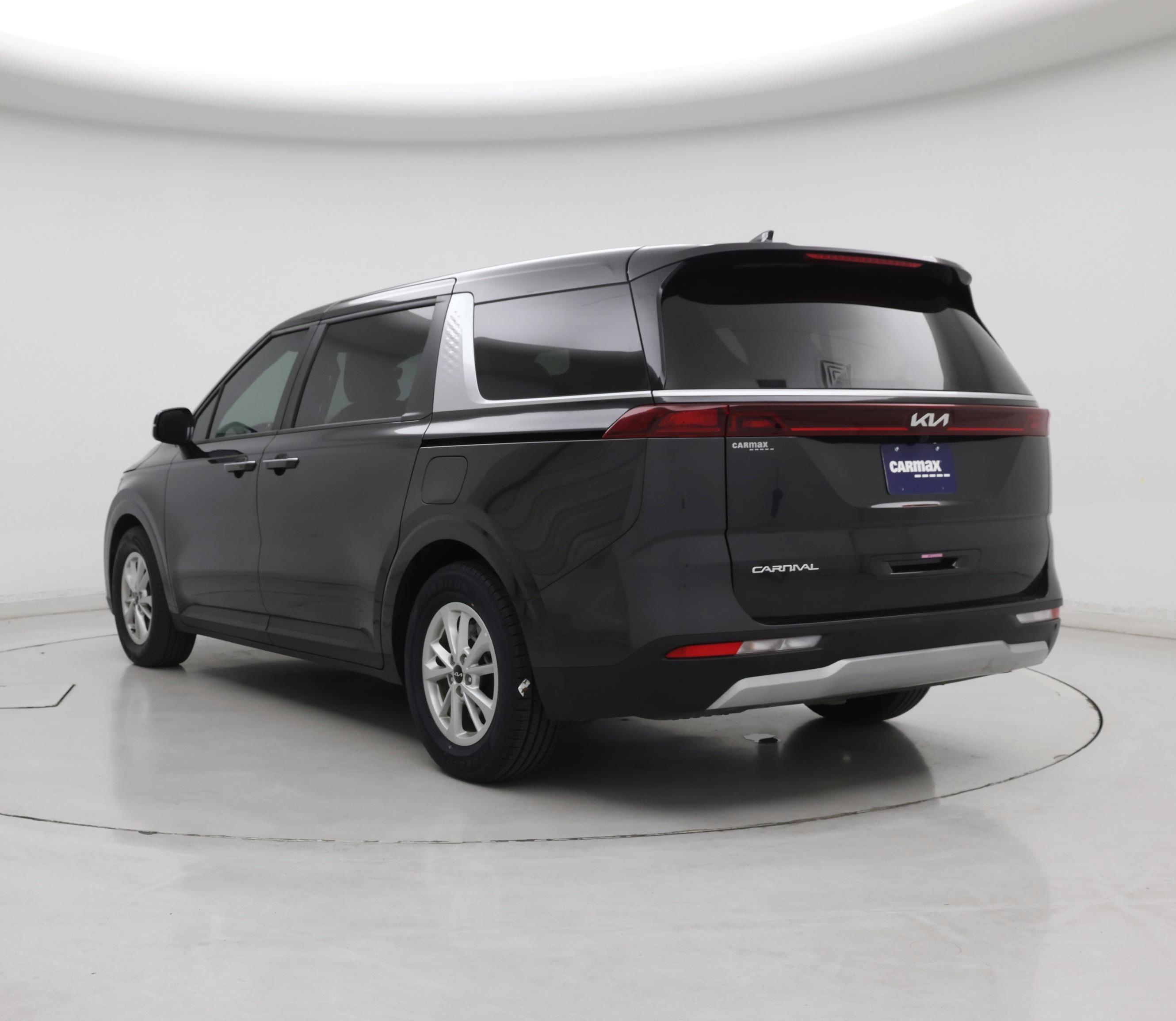 Thumbnail: 2024 Kia Carnival - 2