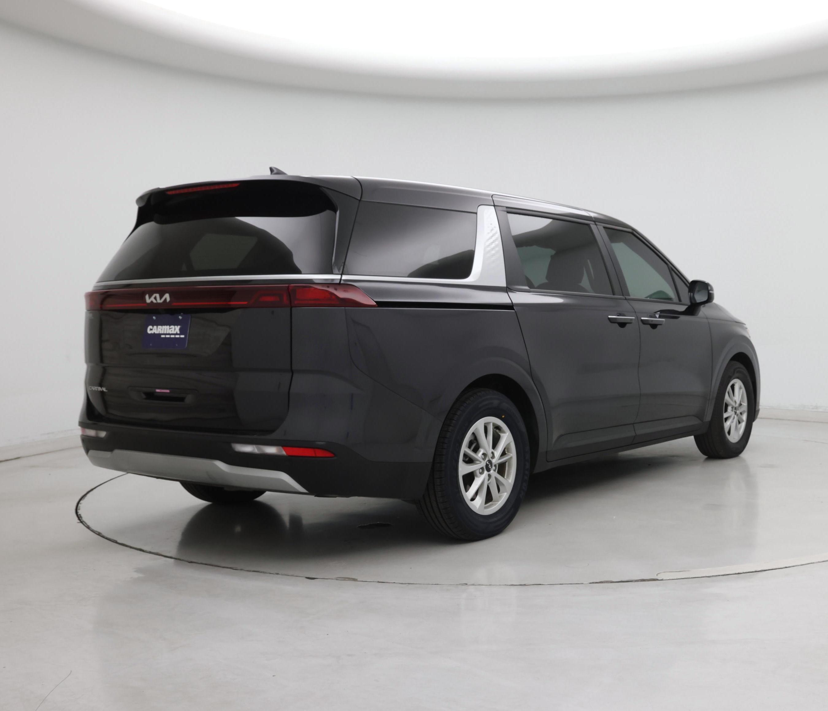 Thumbnail: 2024 Kia Carnival - 8
