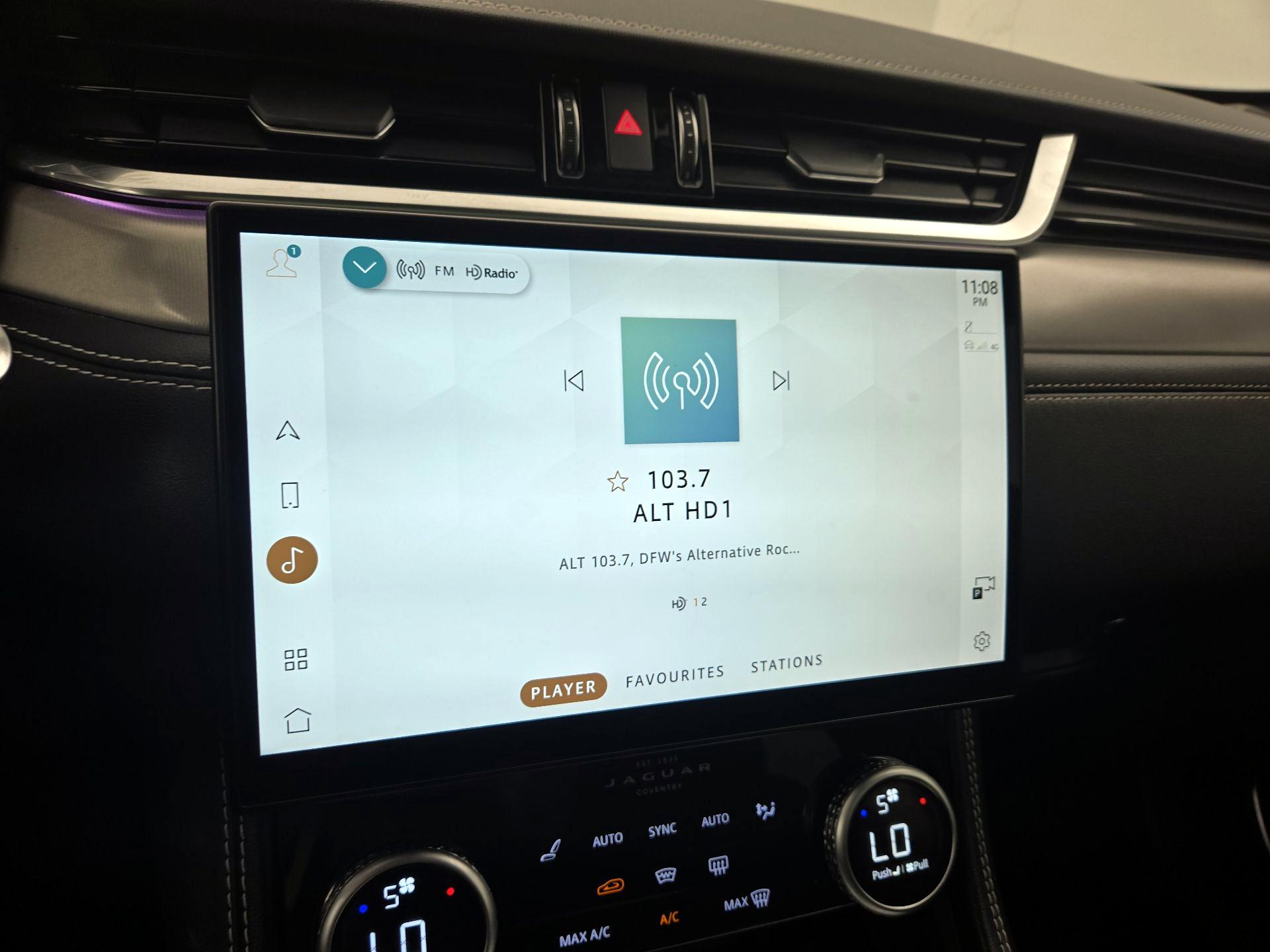 Thumbnail: 2024 Jaguar F-Pace - 16