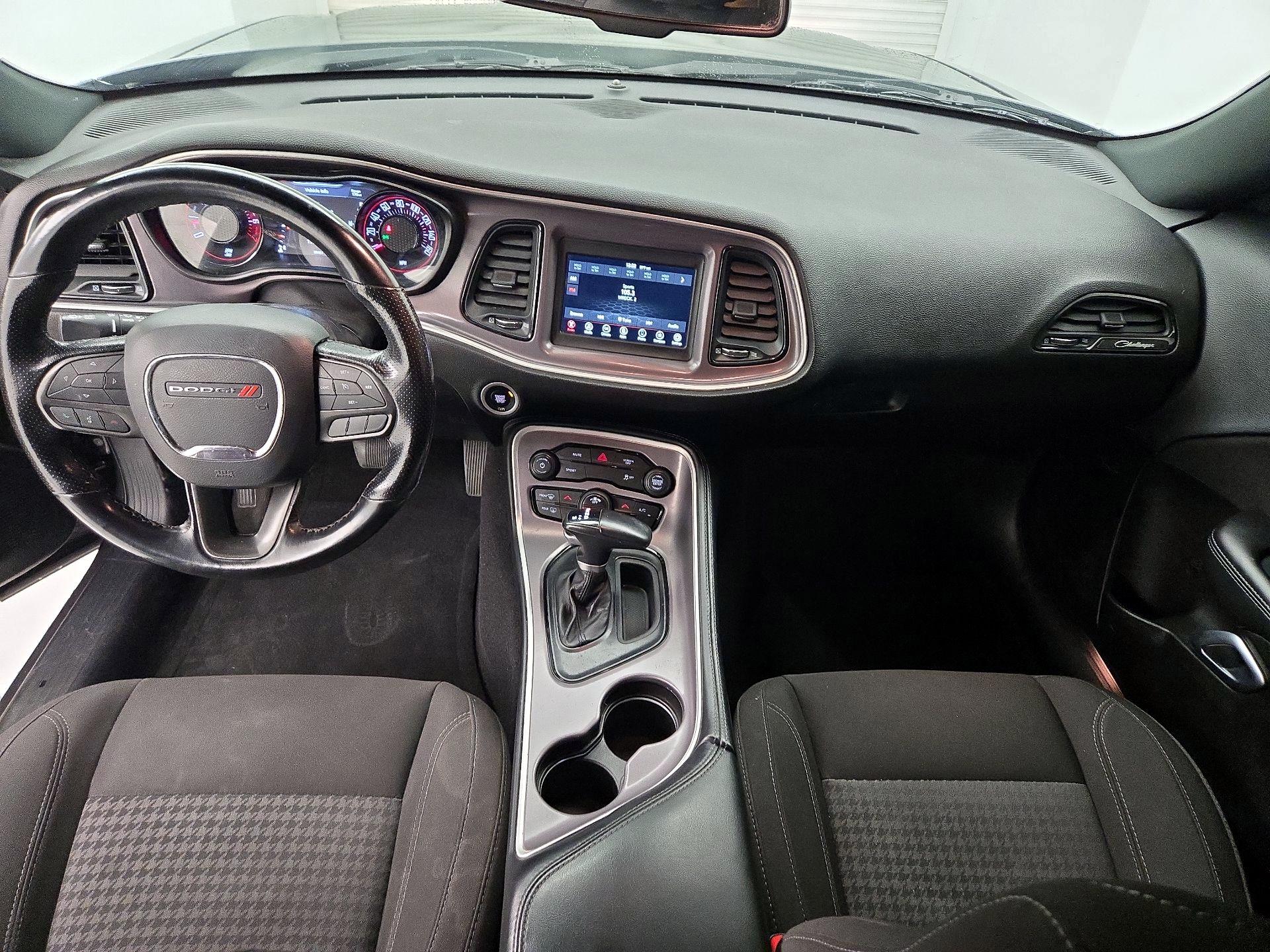 Thumbnail: 2022 Dodge Challenger - 9