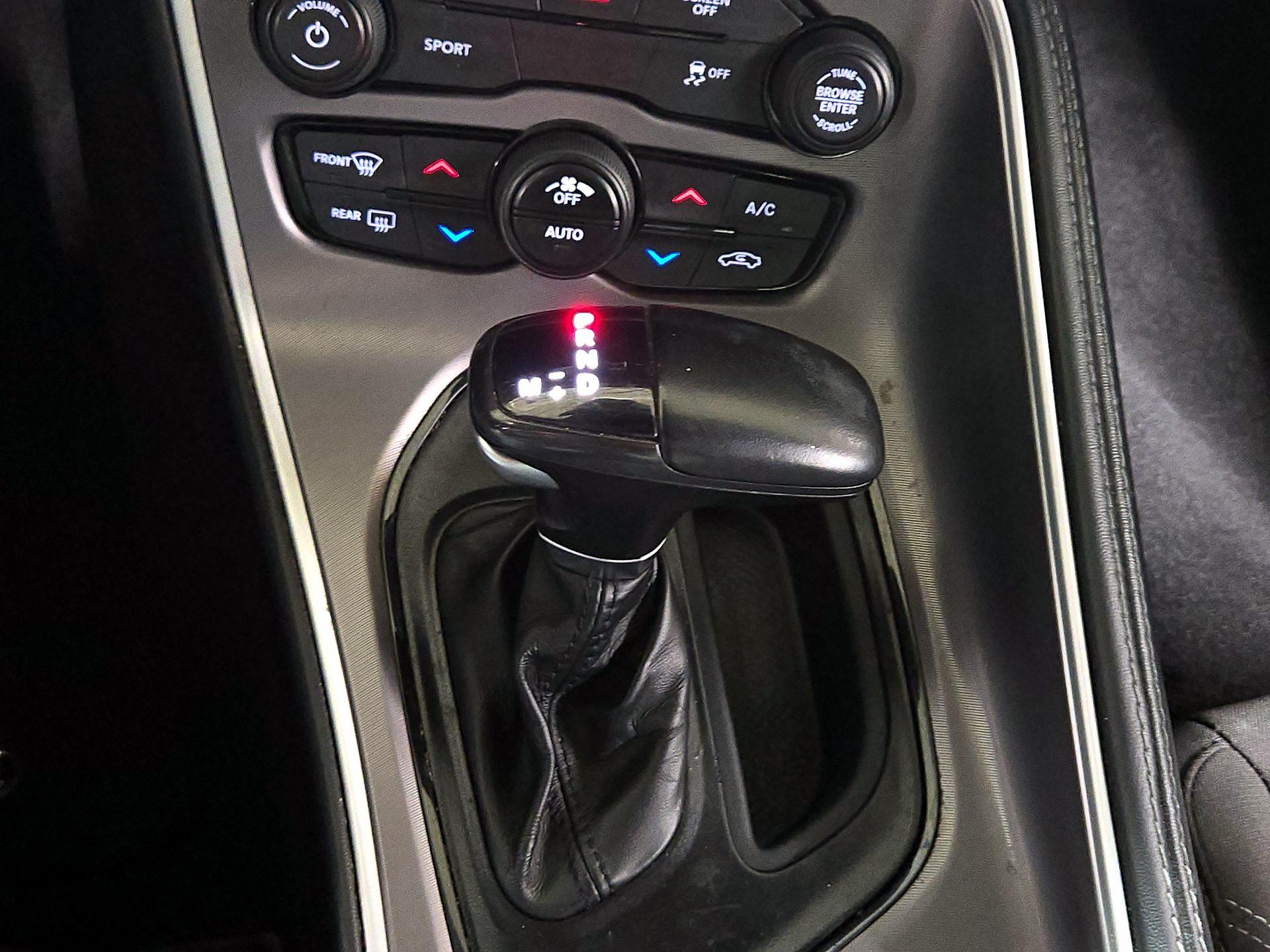 Thumbnail: 2022 Dodge Challenger - 17