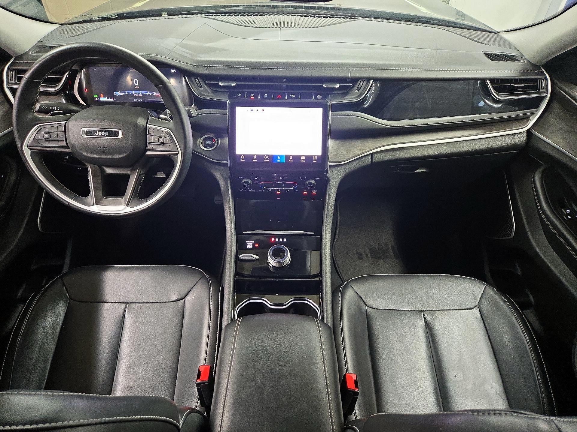 Thumbnail: 2022 Jeep Grand Cherokee - 9