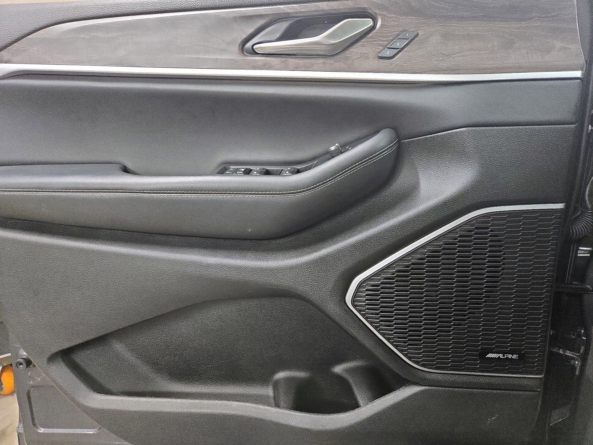 Thumbnail: 2022 Jeep Grand Cherokee - 12