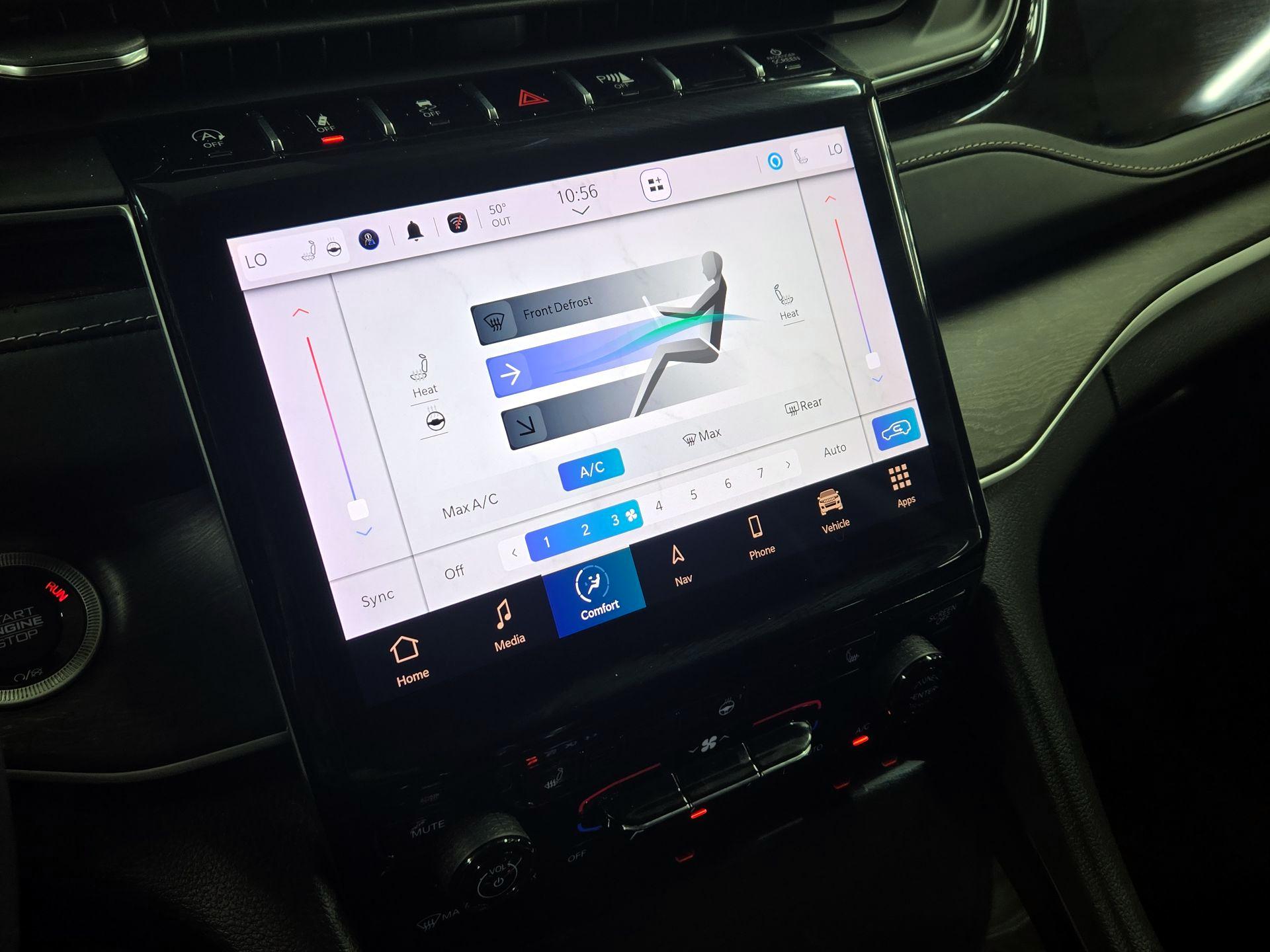 Thumbnail: 2022 Jeep Grand Cherokee - 17