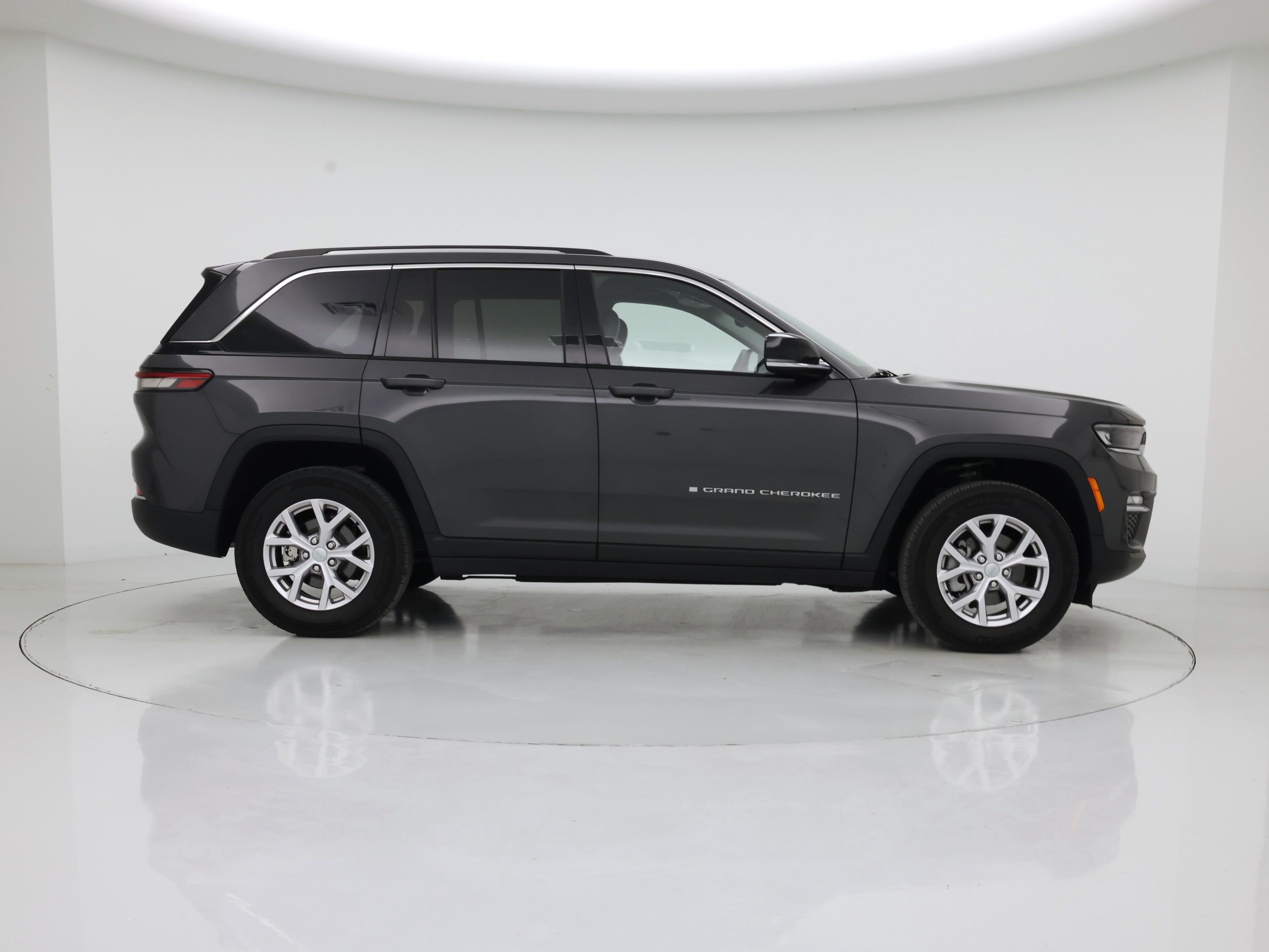 Thumbnail: 2022 Jeep Grand Cherokee - 7