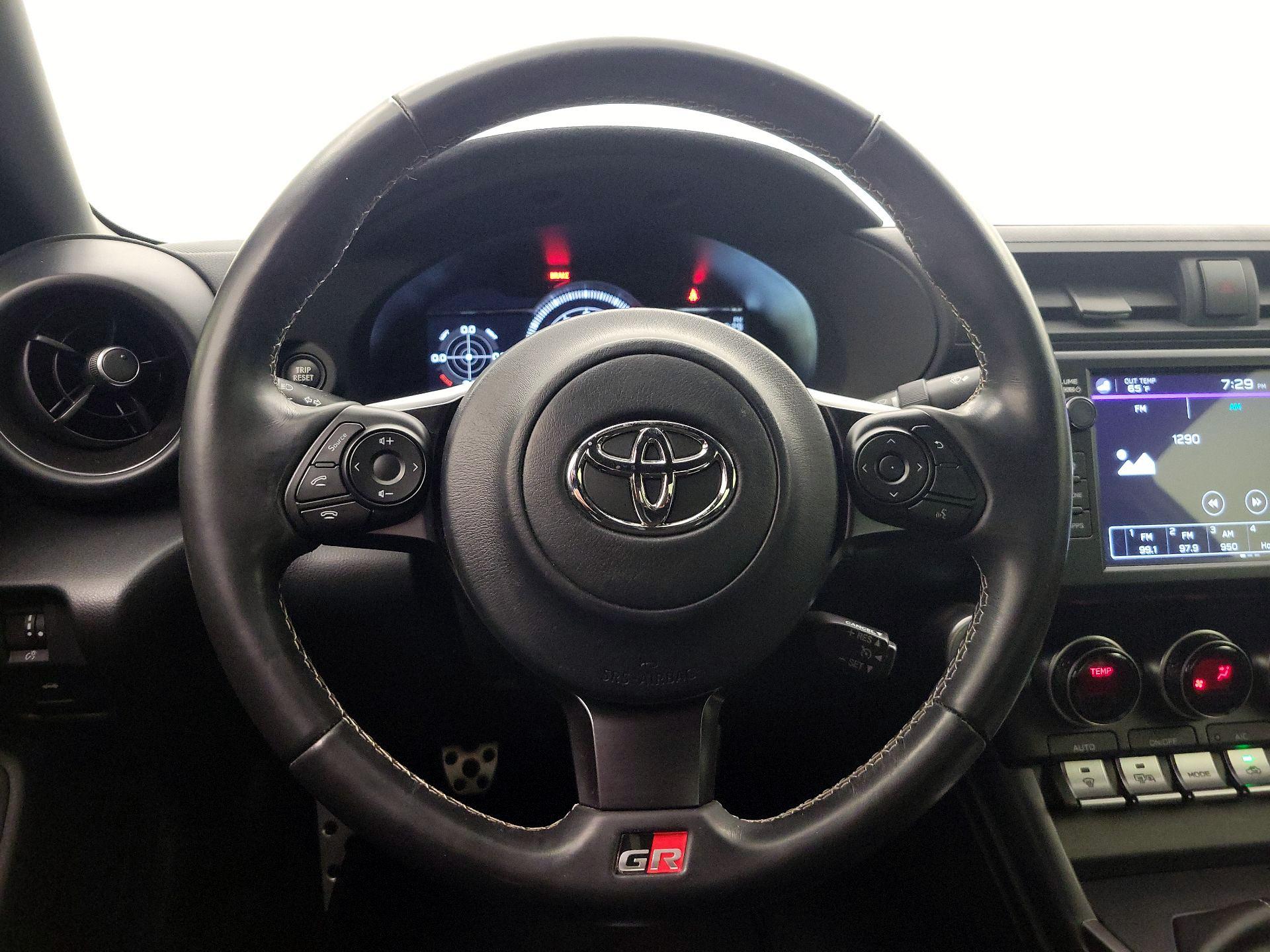 Thumbnail: 2023 Toyota GR86 - 10