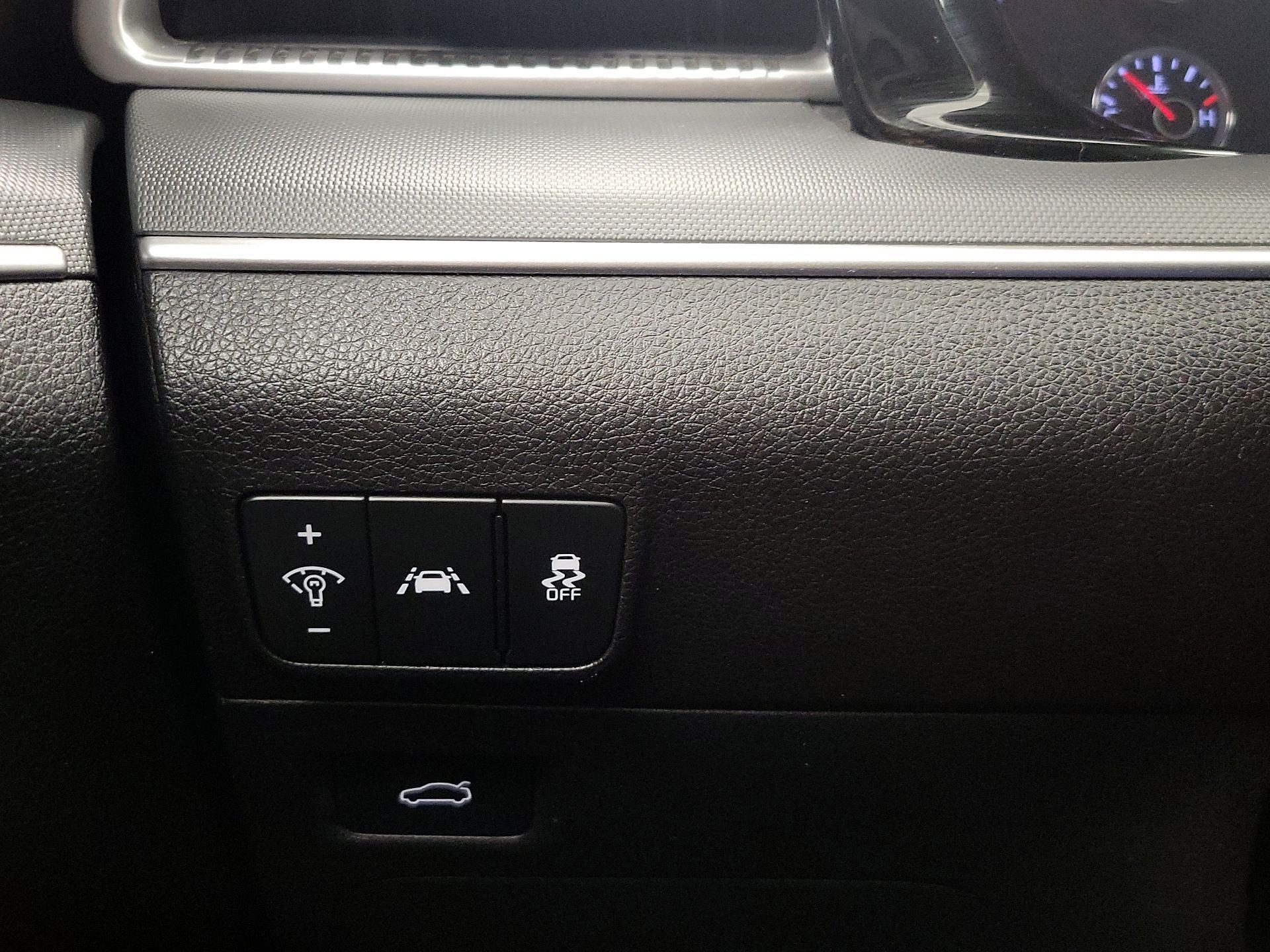 Thumbnail: 2024 Kia K5 - 13