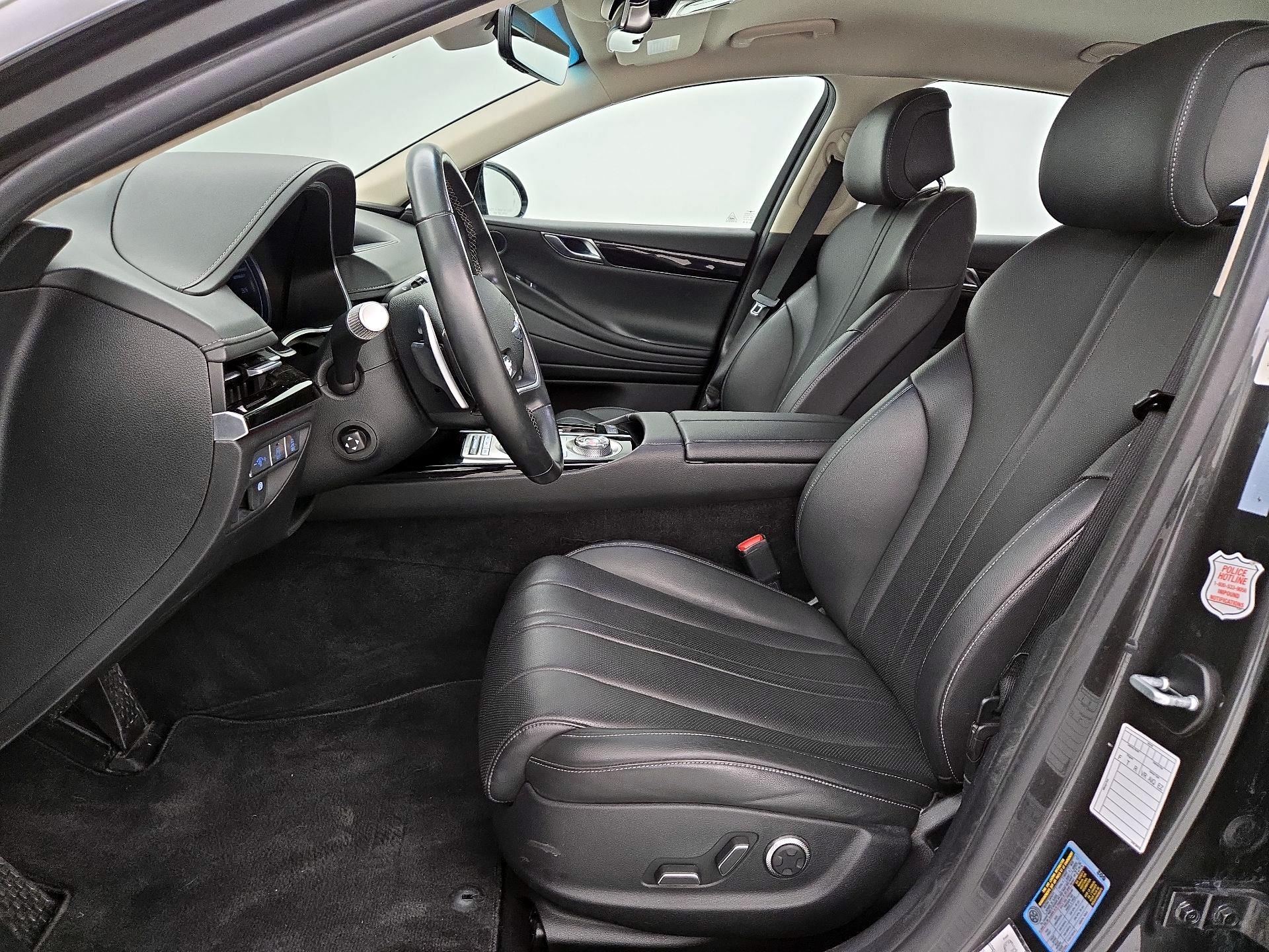 Thumbnail: 2023 Genesis G80 - 11