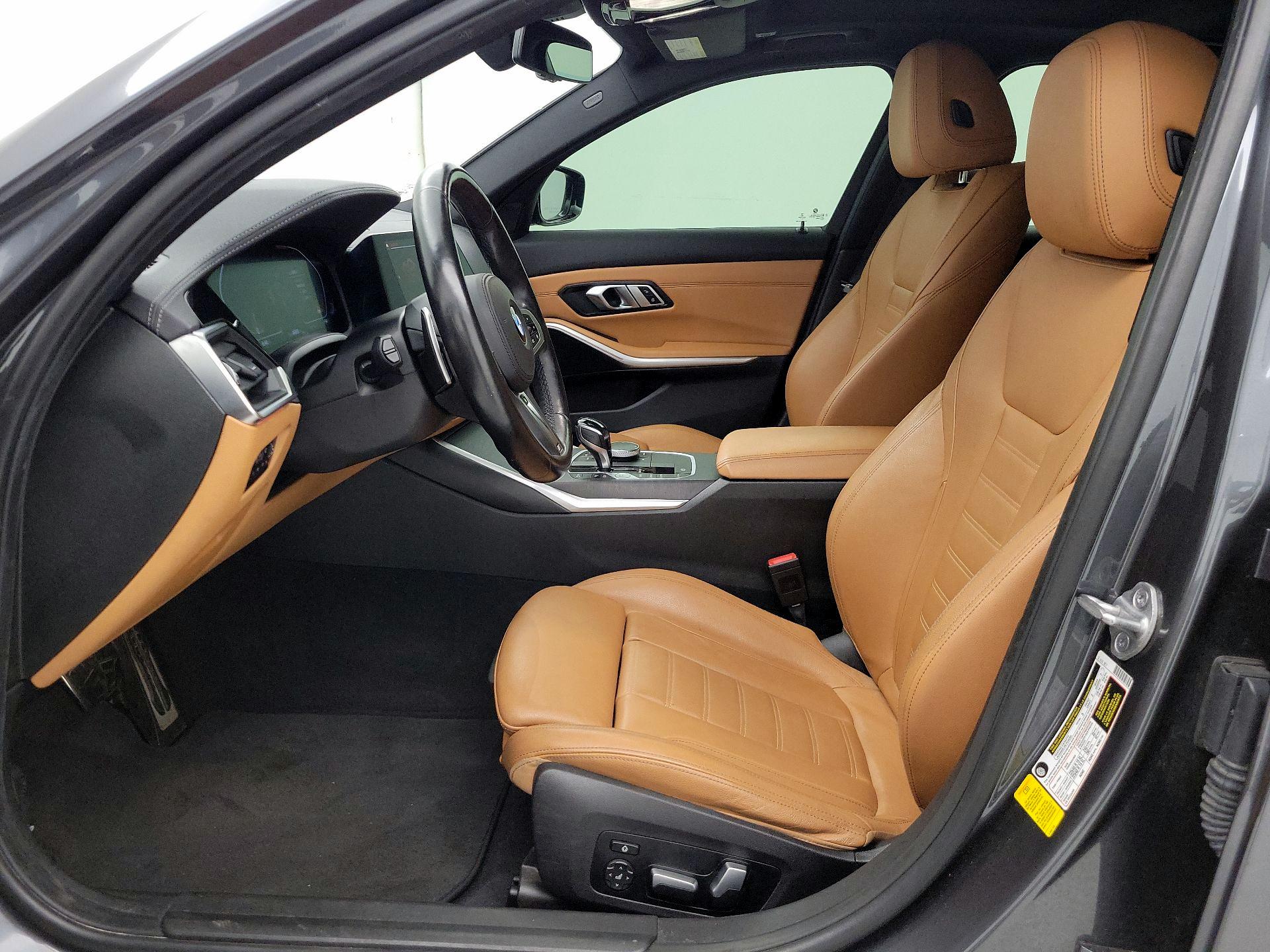 Thumbnail: 2021 BMW 3 Series - 11