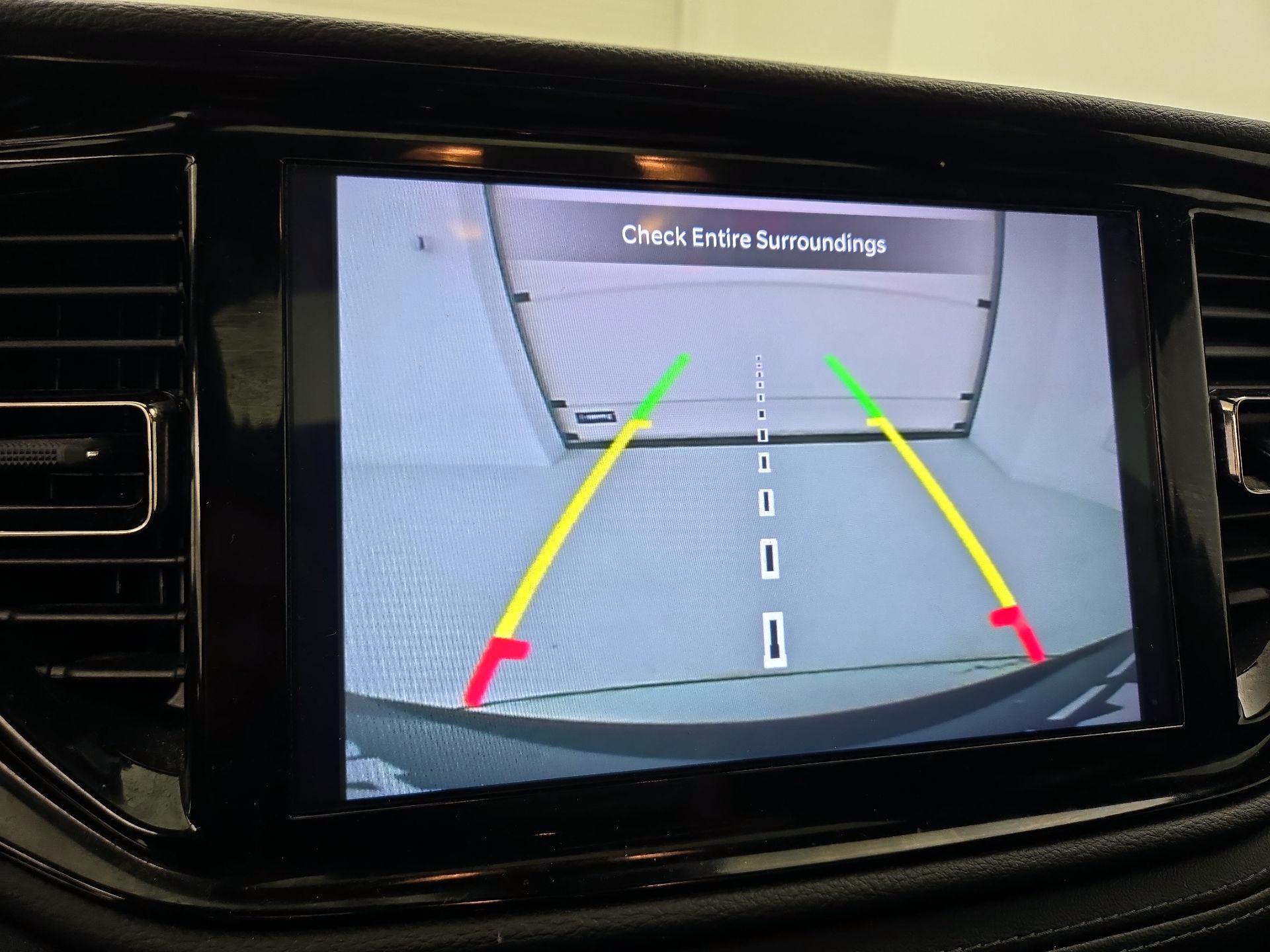 Thumbnail: 2022 Dodge Durango - 15