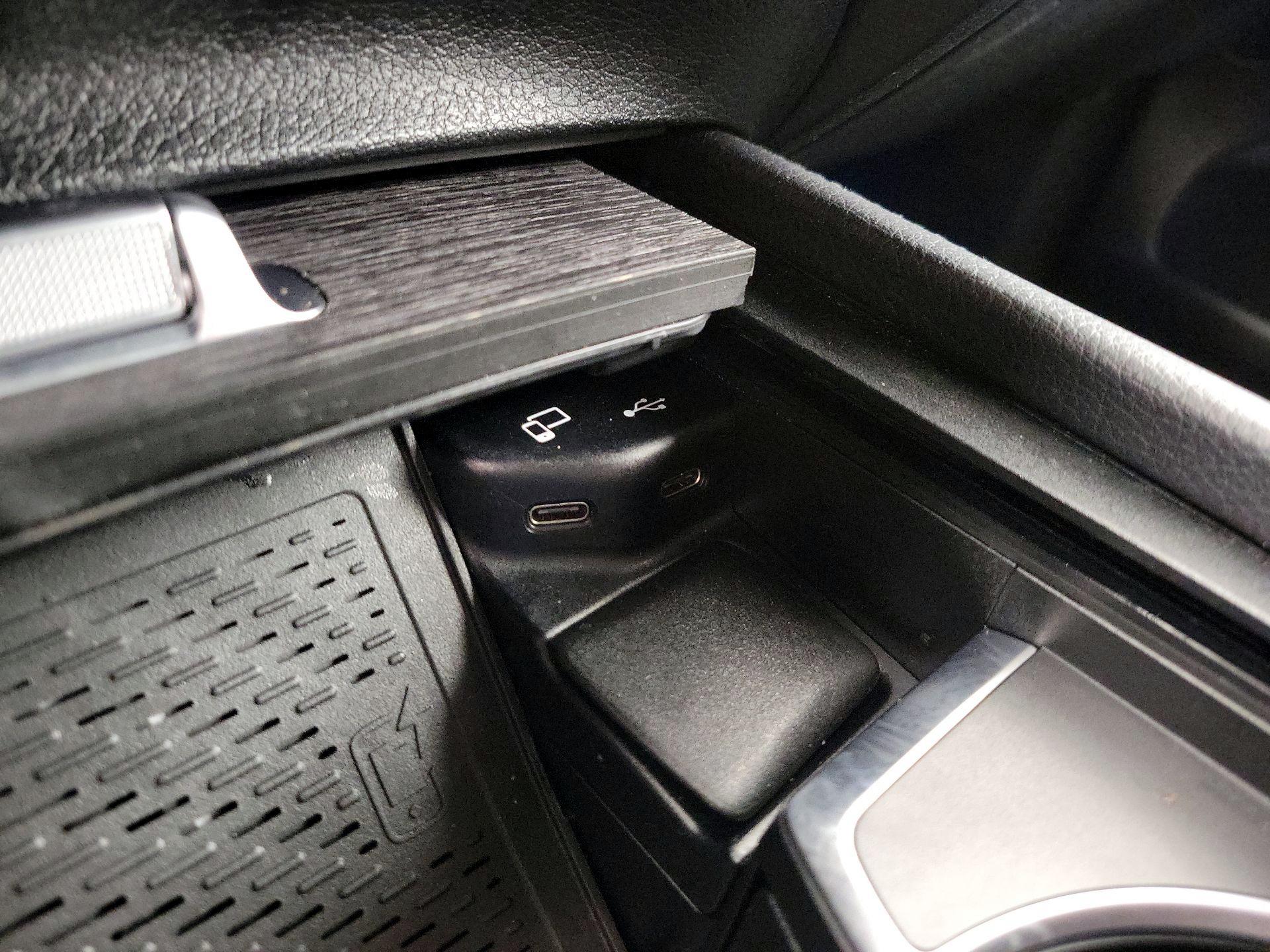 Thumbnail: 2021 Mercedes-Benz GLE - 19