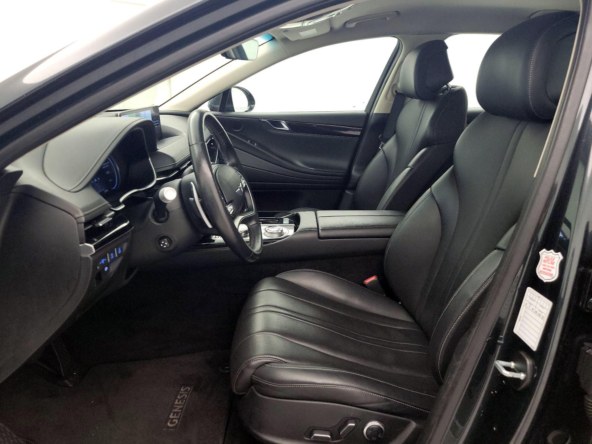 Thumbnail: 2023 Genesis G80 - 11