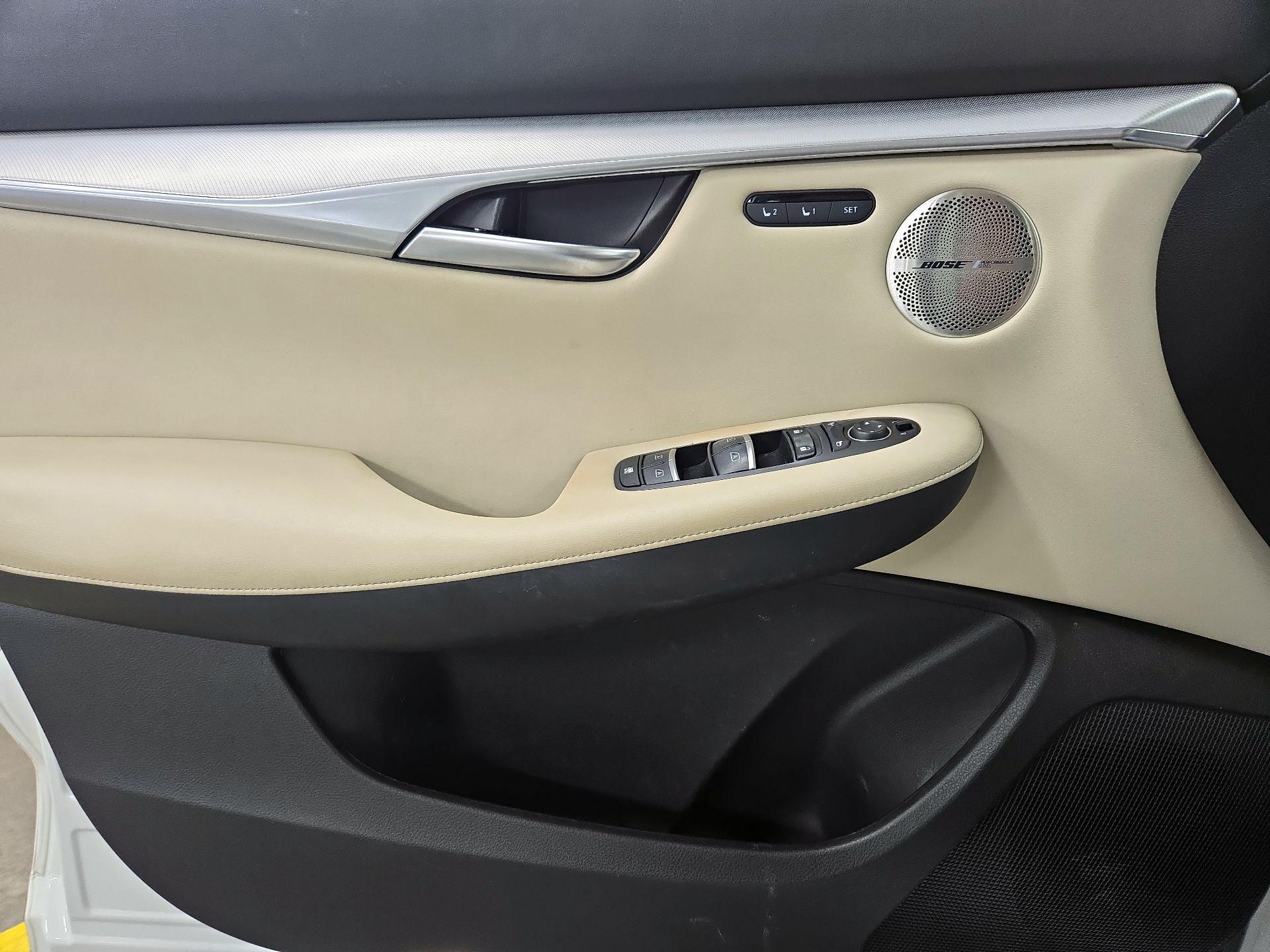 Thumbnail: 2022 INFINITI QX50 - 12