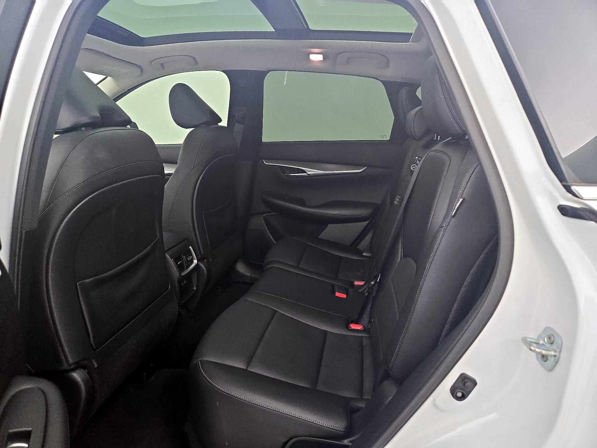 Thumbnail: 2023 INFINITI QX50 - 20