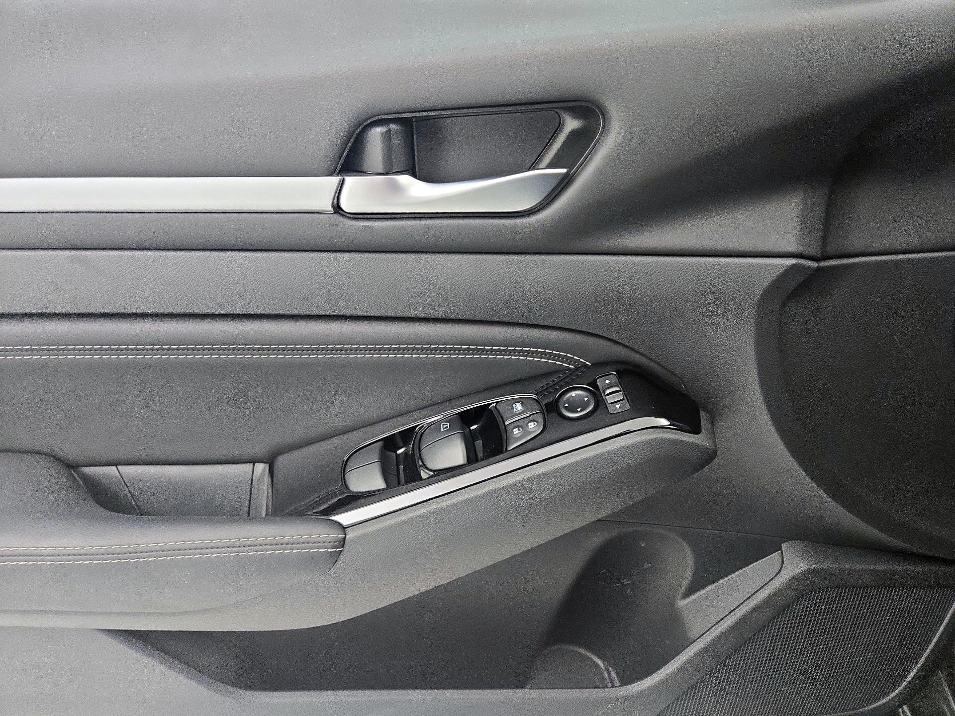 Thumbnail: 2023 Nissan Altima - 12