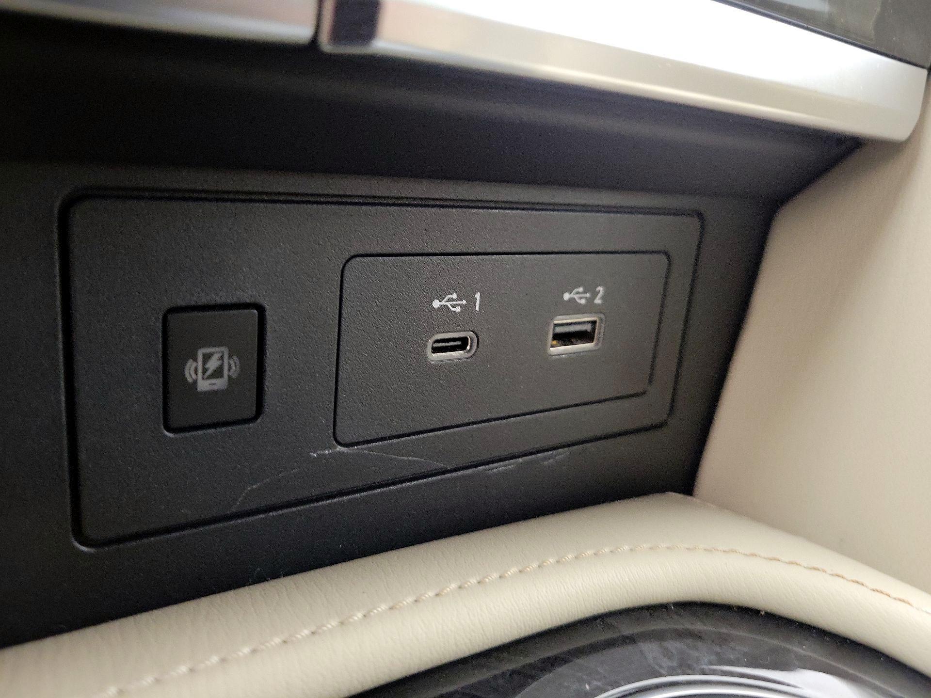 Thumbnail: 2024 INFINITI QX80 - 18