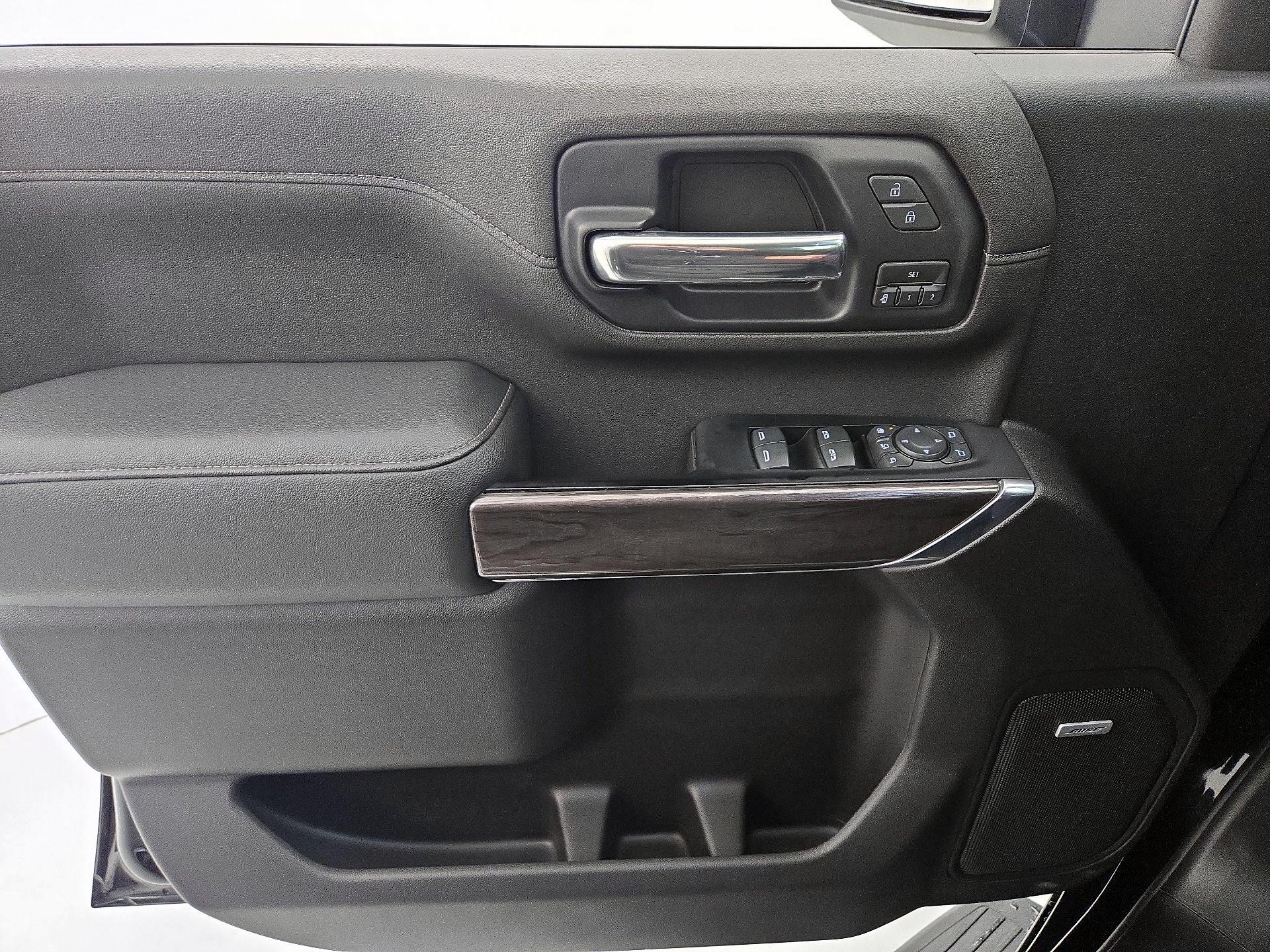 Thumbnail: 2020 Chevrolet Silverado 3500 - 12