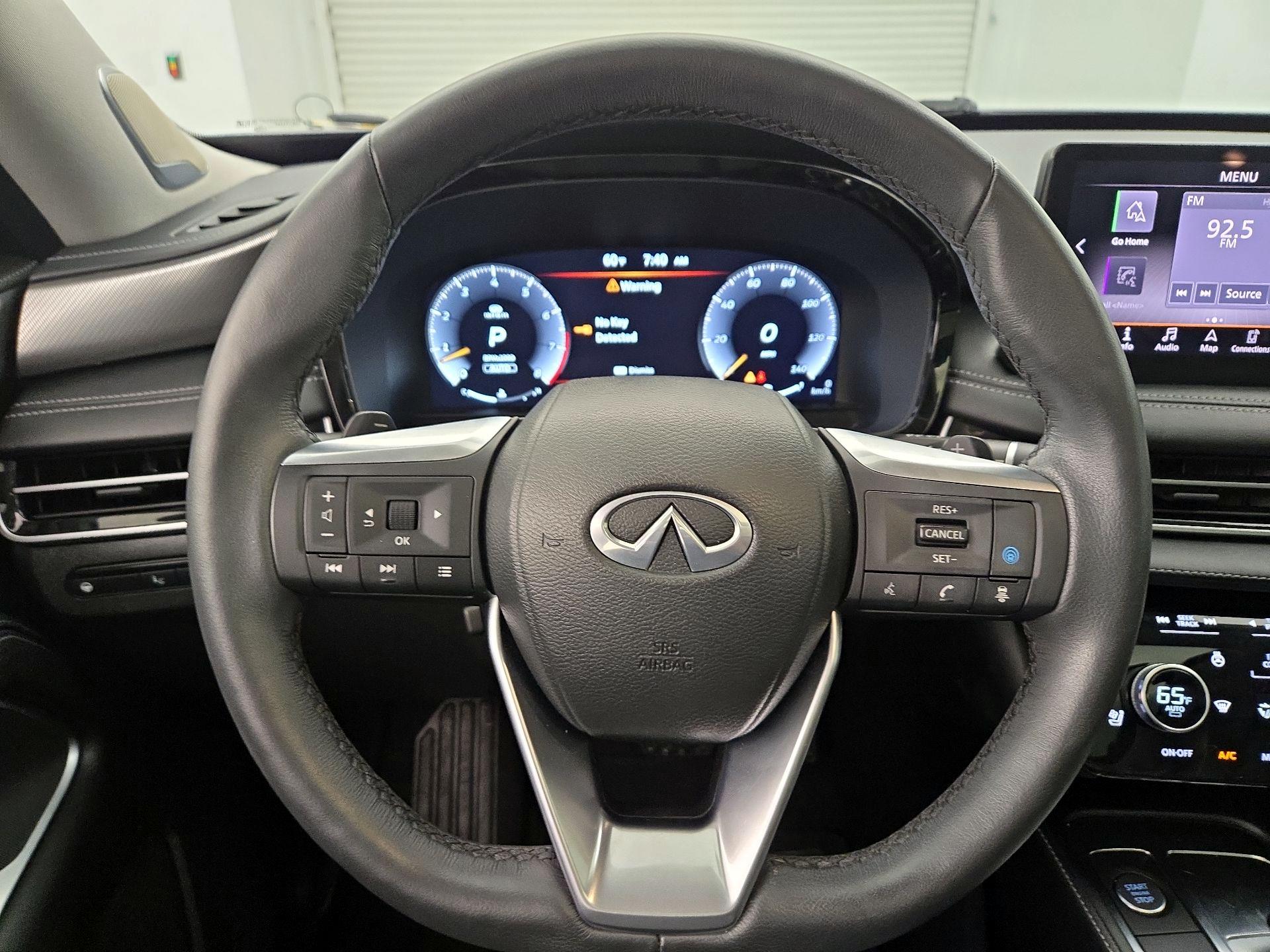 Thumbnail: 2023 INFINITI QX60 - 10