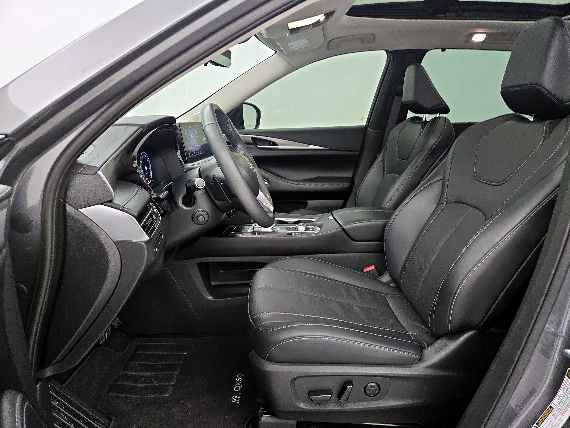 Thumbnail: 2023 INFINITI QX60 - 11