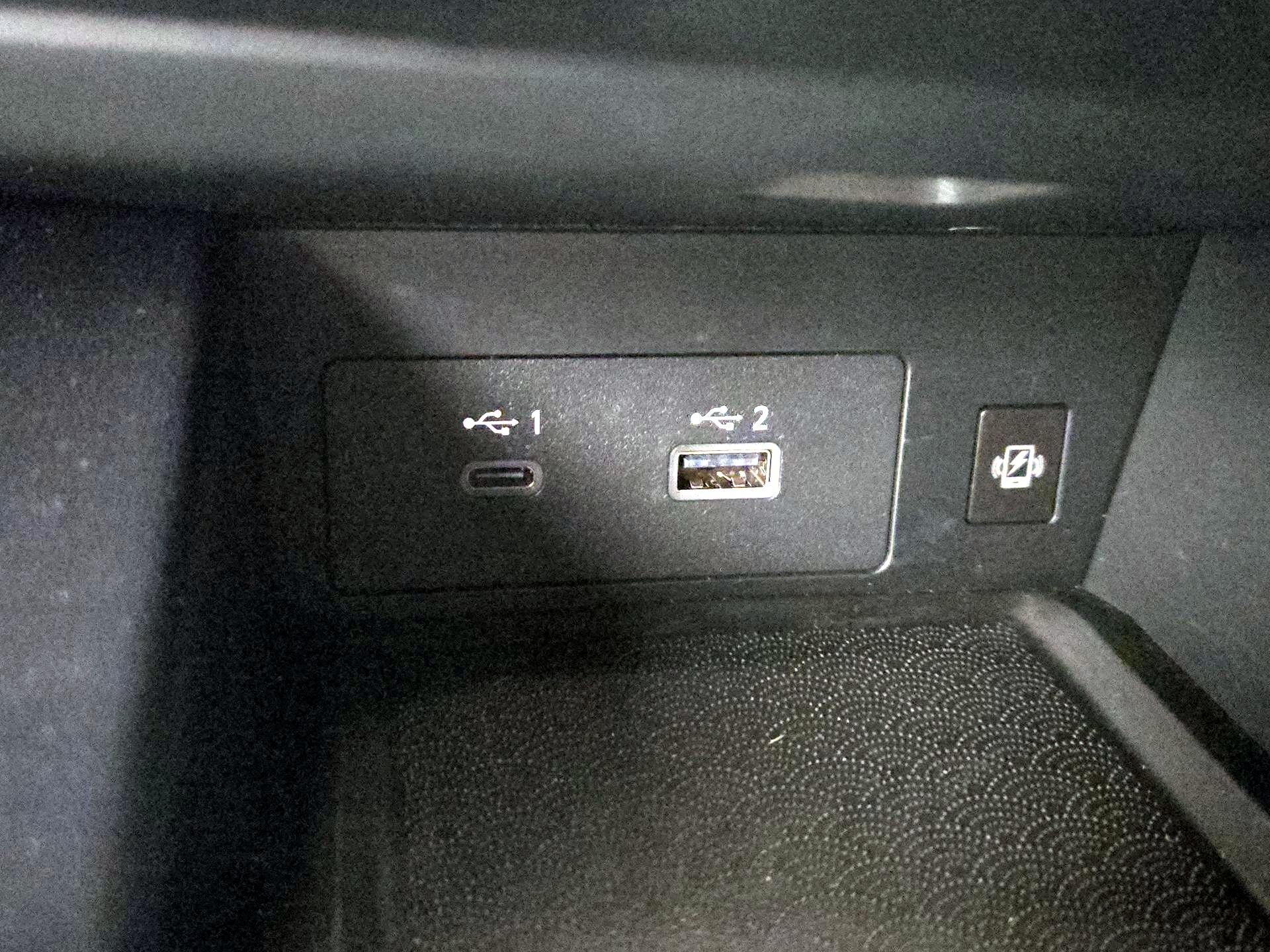 Thumbnail: 2023 INFINITI QX60 - 18