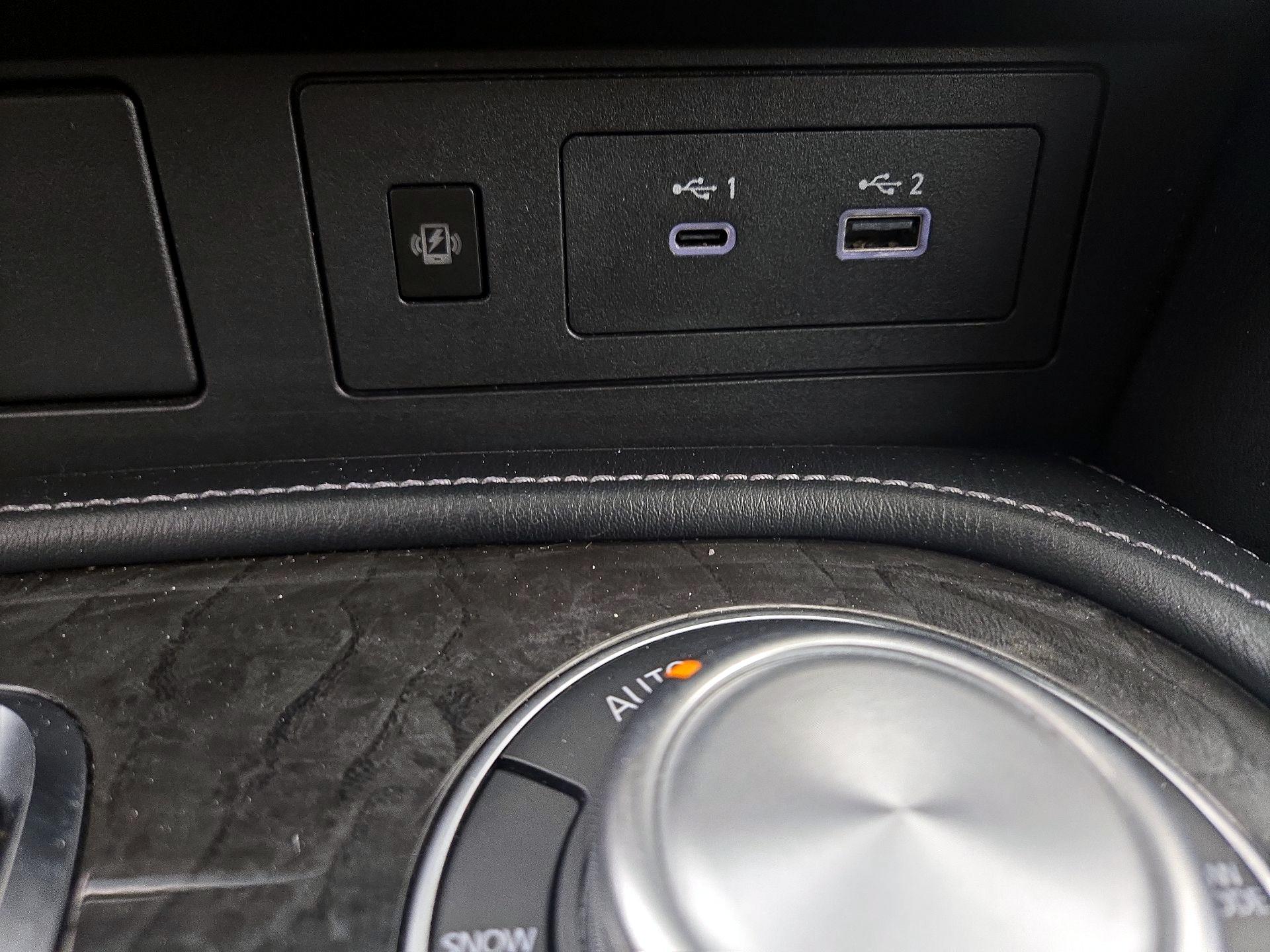 Thumbnail: 2024 INFINITI QX80 - 18