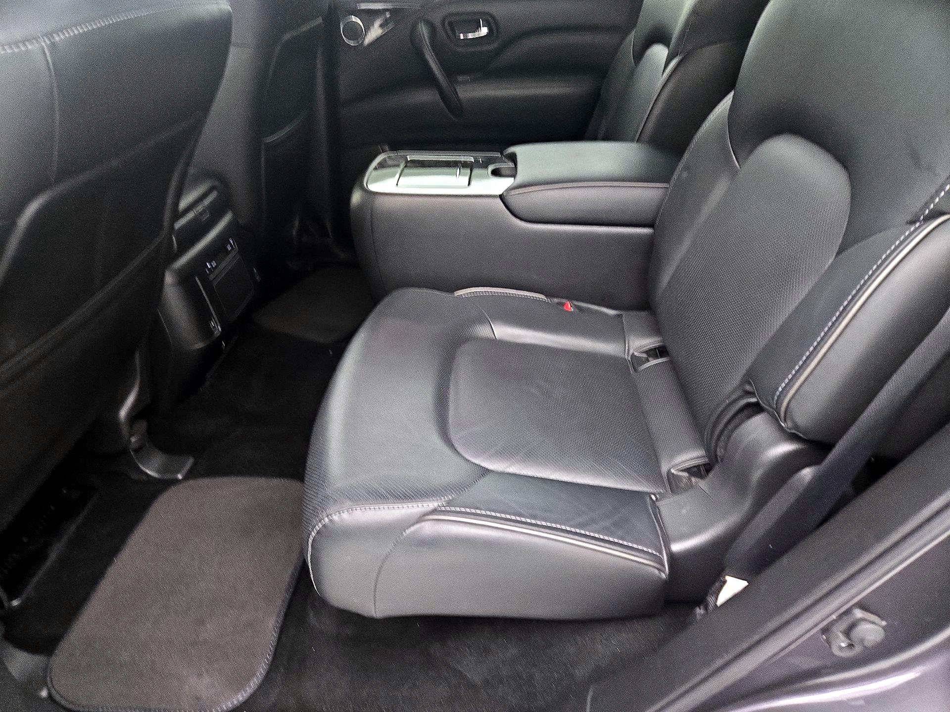 Thumbnail: 2024 INFINITI QX80 - 19