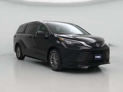 2024 Toyota Sienna Hybrid LE