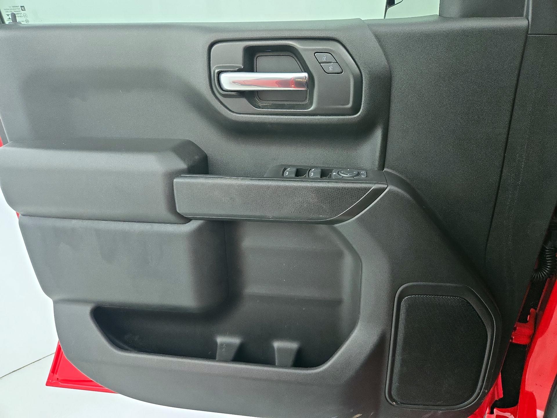 Thumbnail: 2021 Chevrolet Silverado 1500 - 12