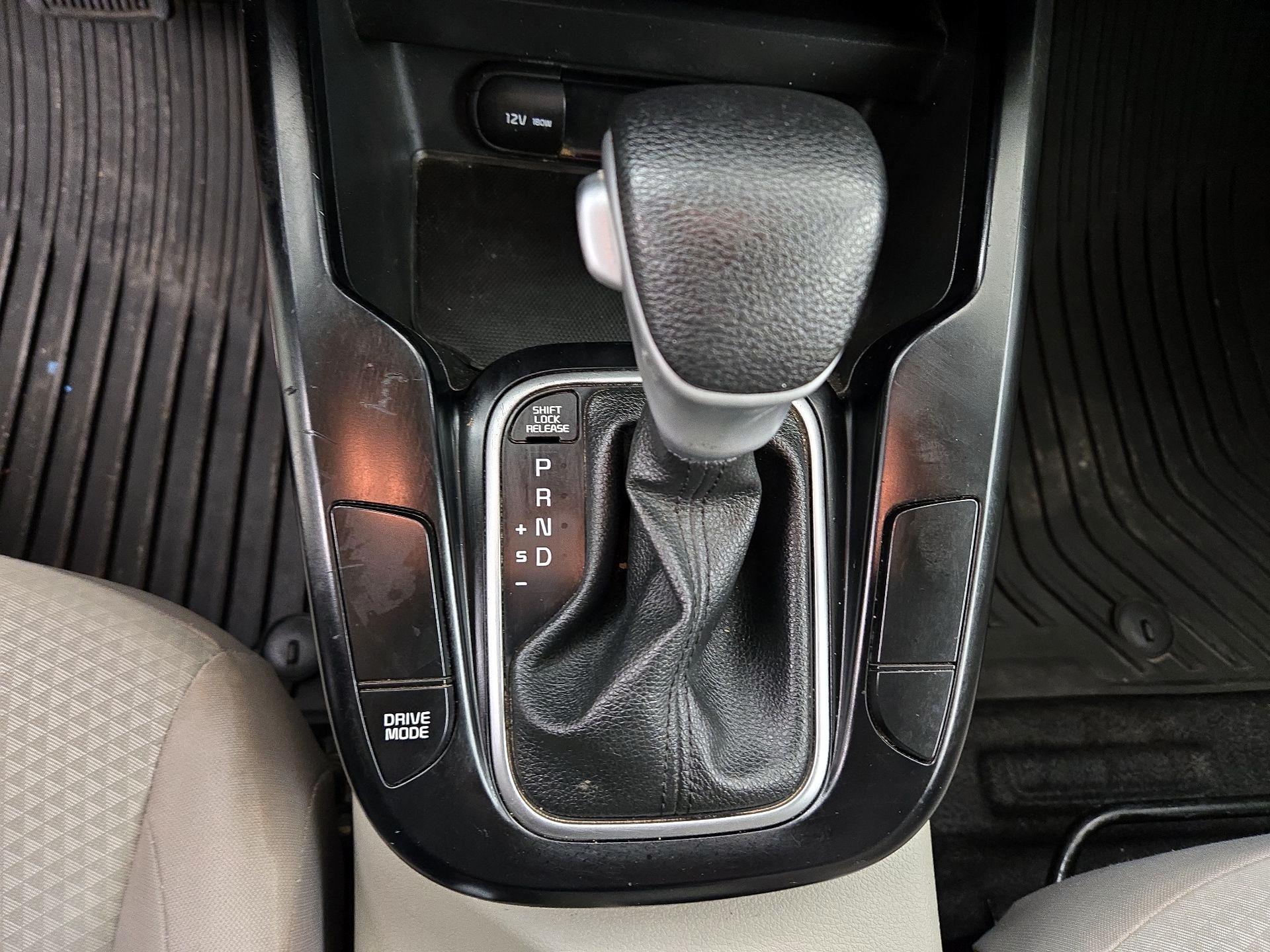 Thumbnail: 2022 Kia Soul - 17