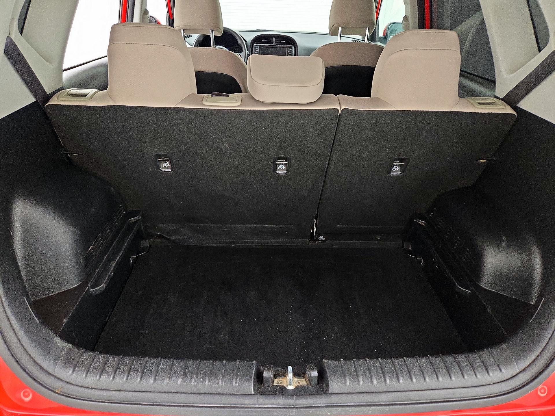 Thumbnail: 2022 Kia Soul - 20