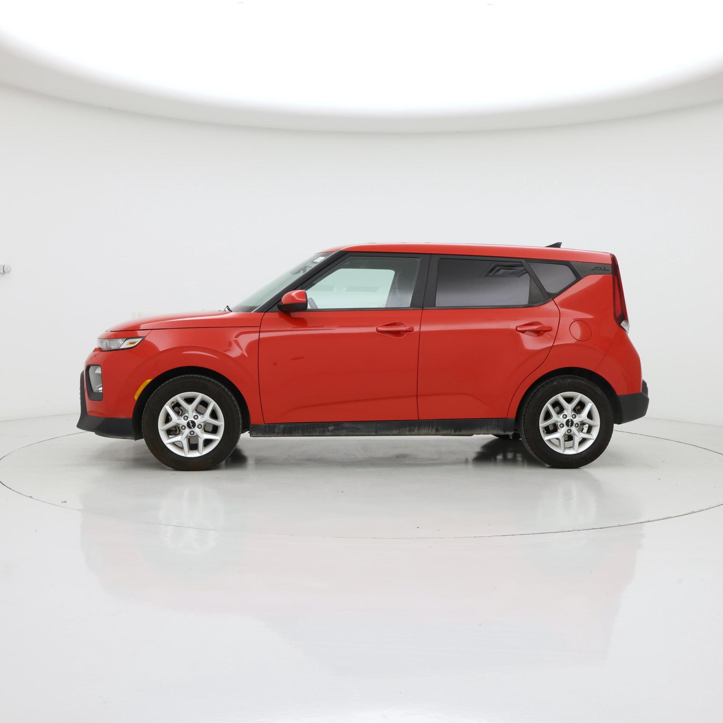 Thumbnail: 2022 Kia Soul - 3
