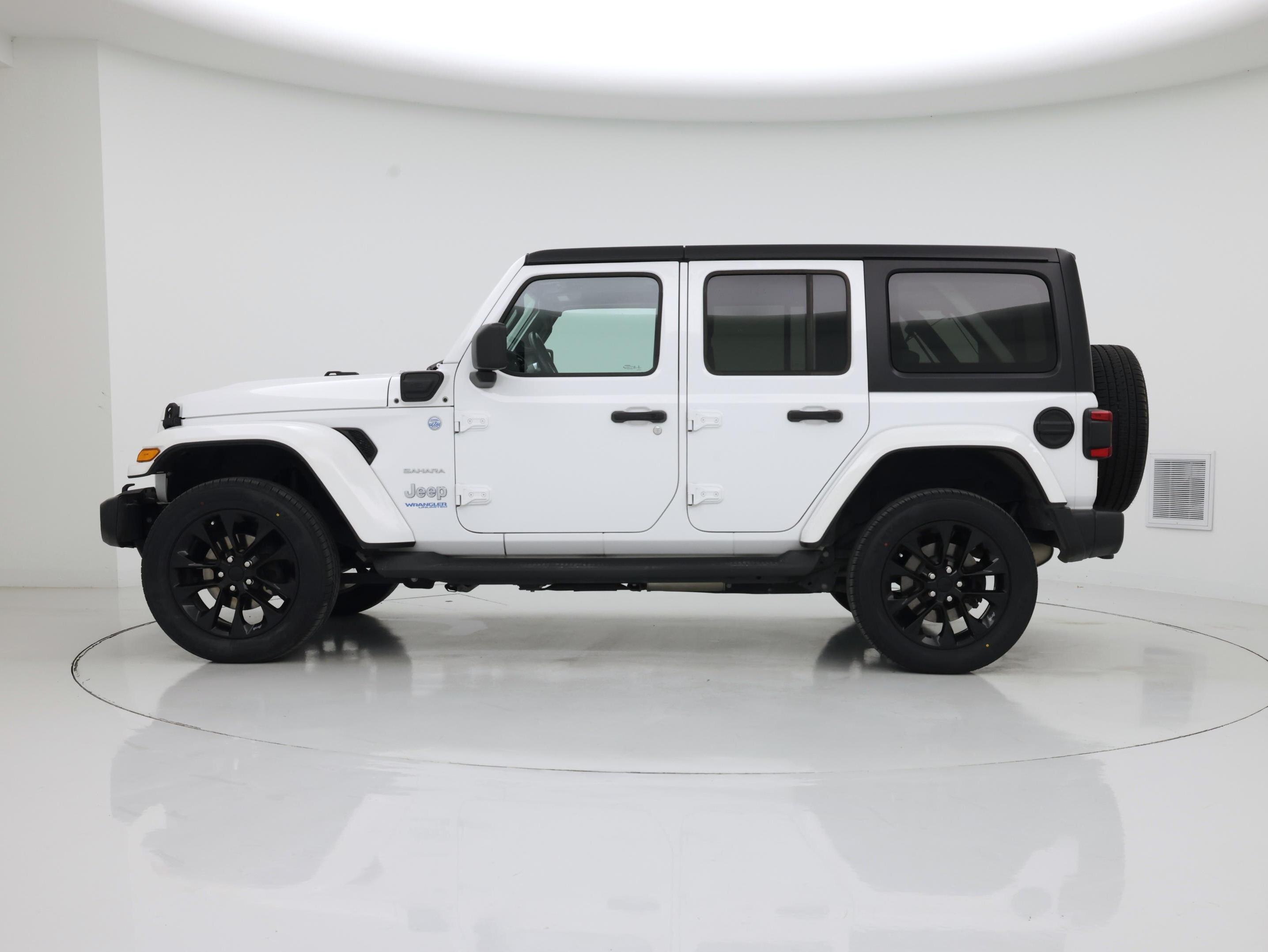 Thumbnail: 2021 Jeep Wrangler - 3