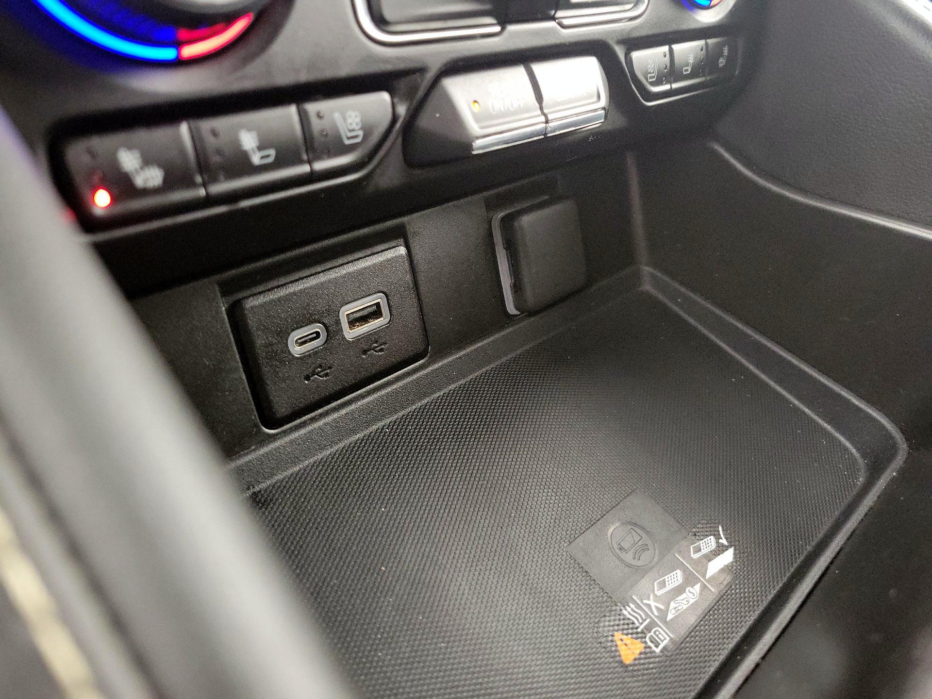 Thumbnail: 2023 Chevrolet Suburban - 18