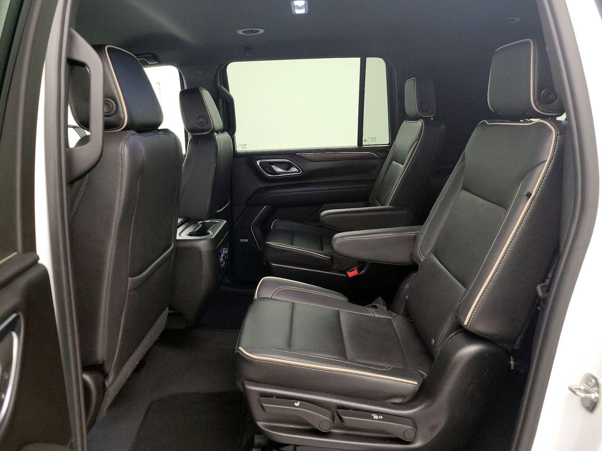 Thumbnail: 2023 Chevrolet Suburban - 19