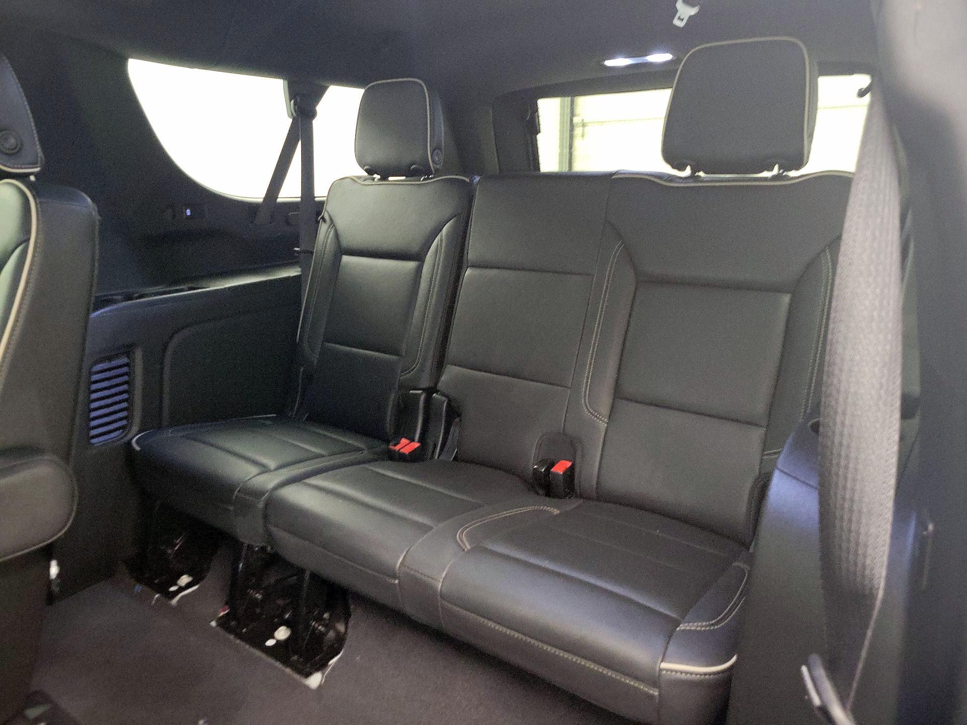 Thumbnail: 2023 Chevrolet Suburban - 20