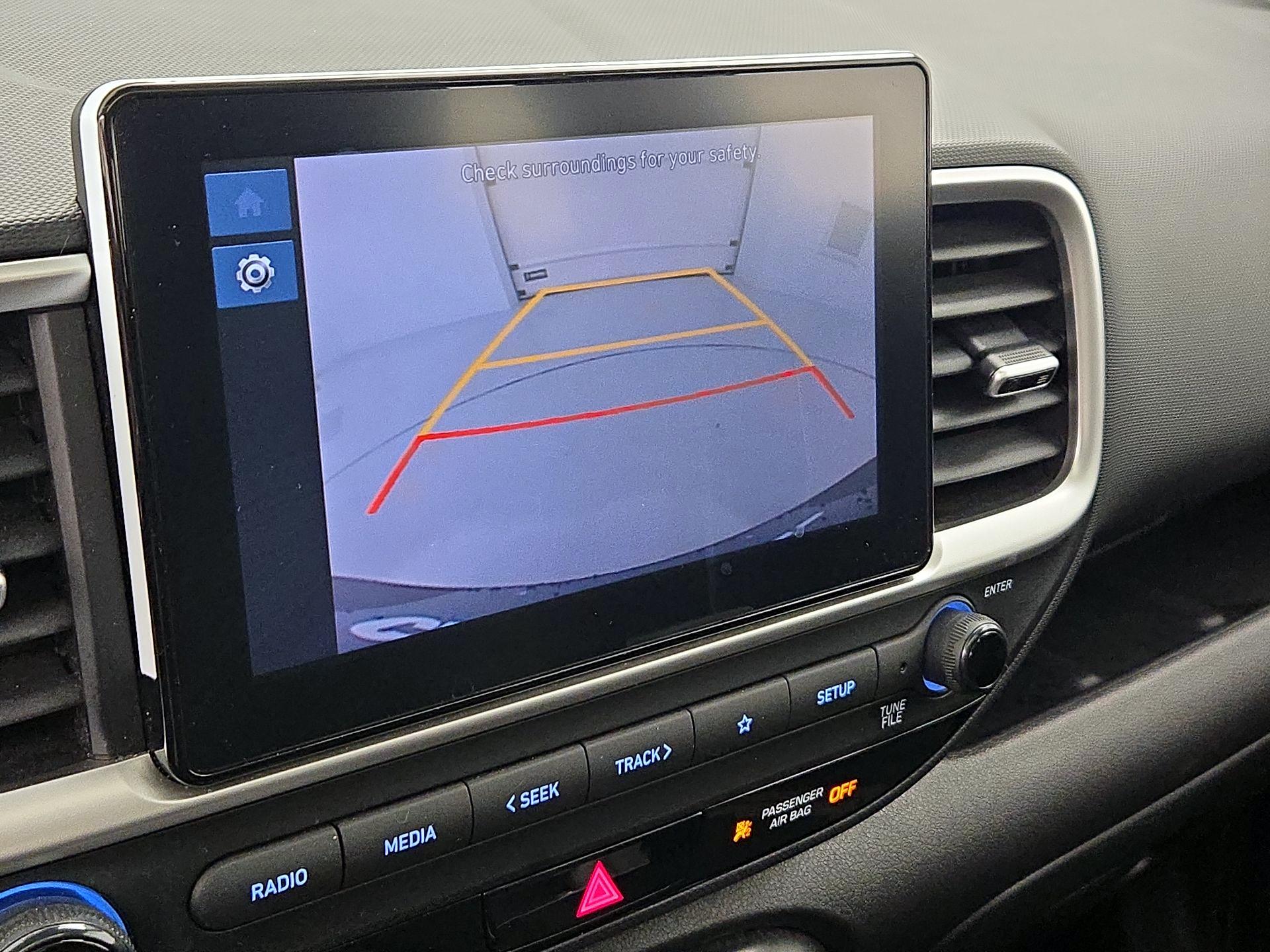 Thumbnail: 2023 Hyundai Venue - 14