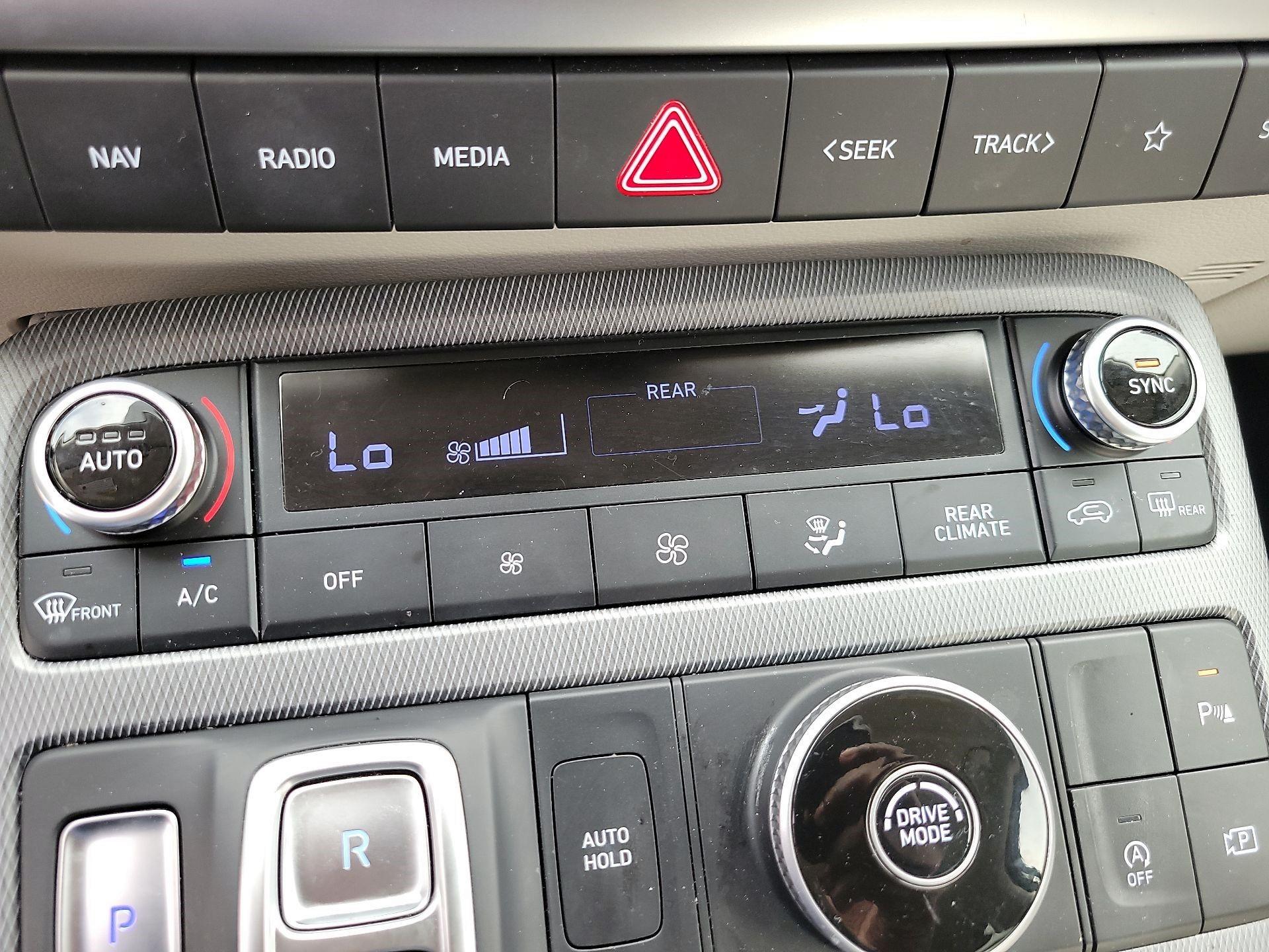 Thumbnail: 2024 Hyundai Palisade - 15