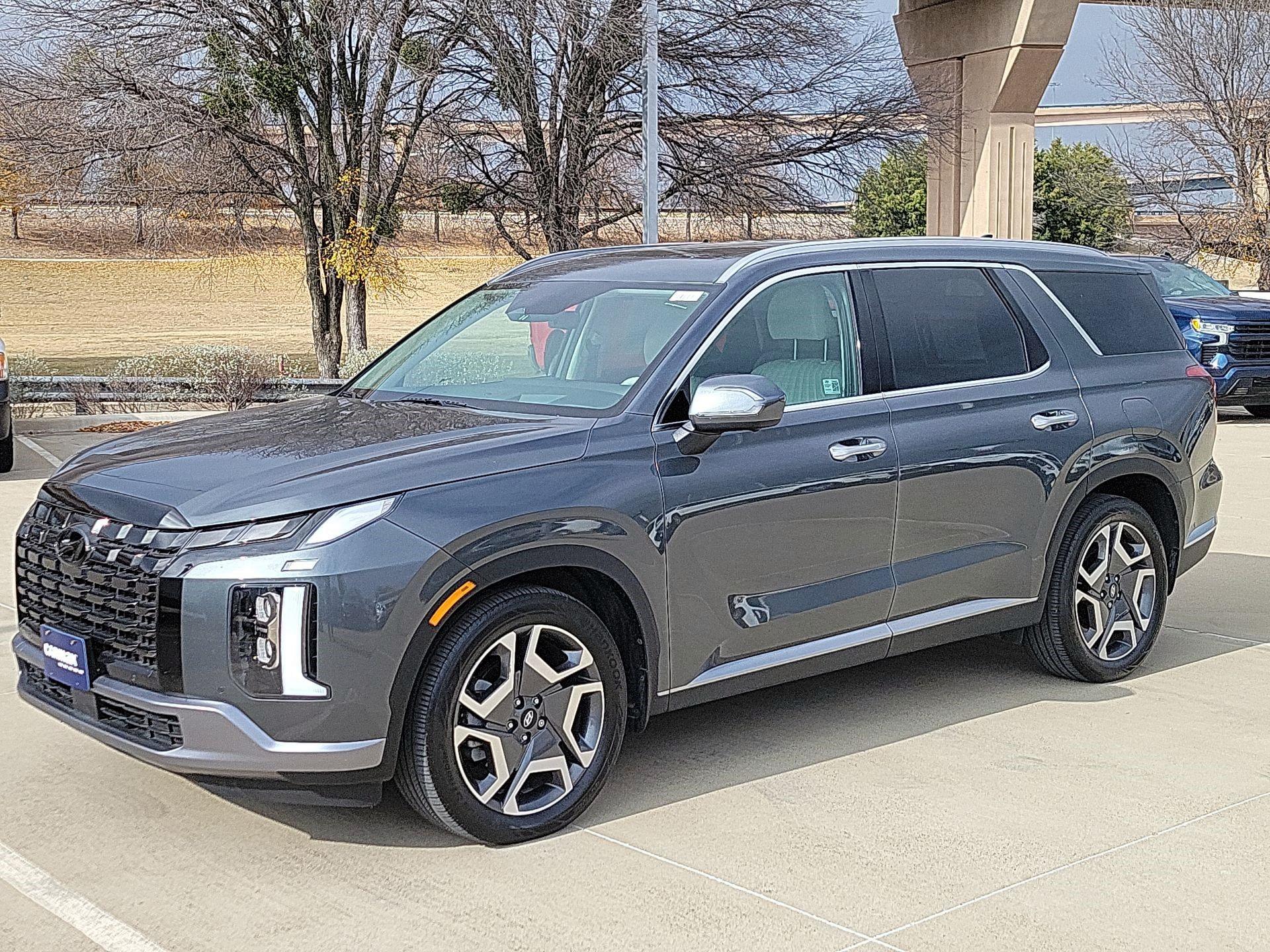 Thumbnail: 2024 Hyundai Palisade - 3