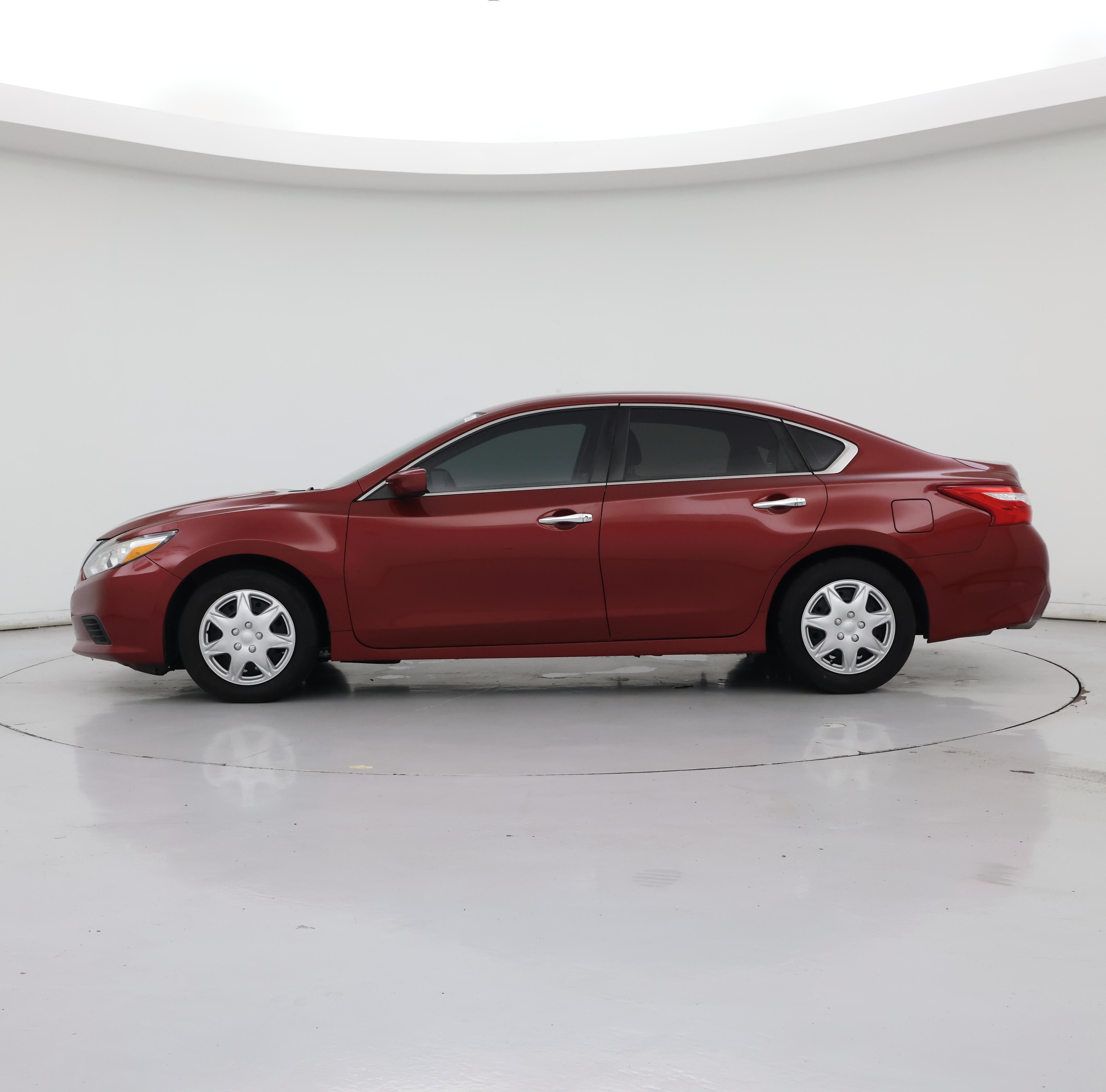 Thumbnail: 2016 Nissan Altima - 3