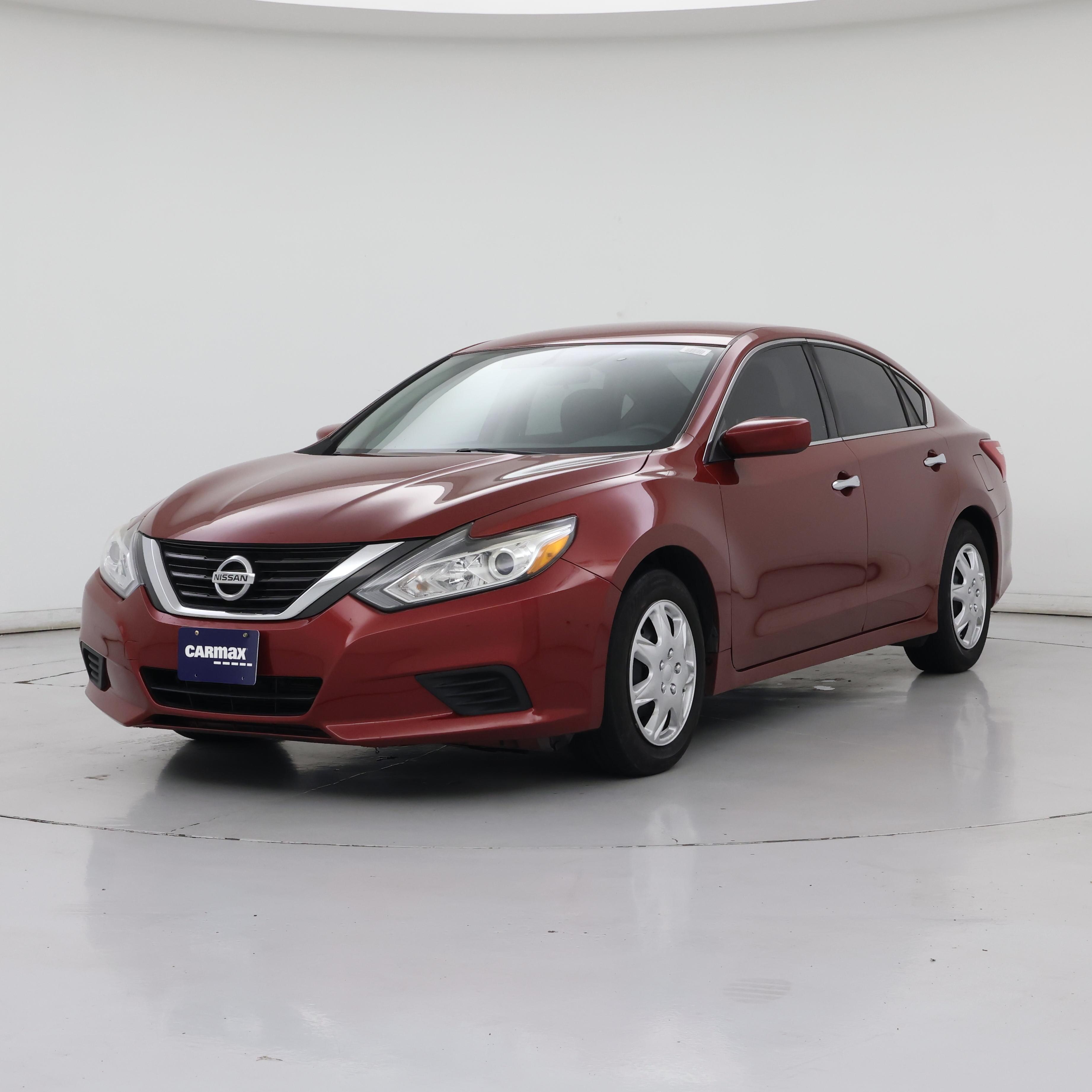 Thumbnail: 2016 Nissan Altima - 4