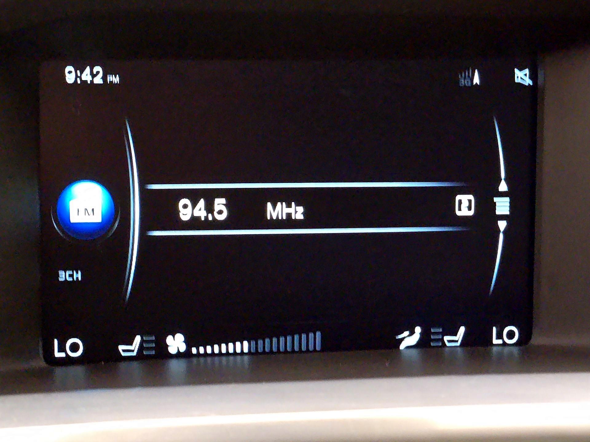 Thumbnail: 2016 Volvo V60 - 15