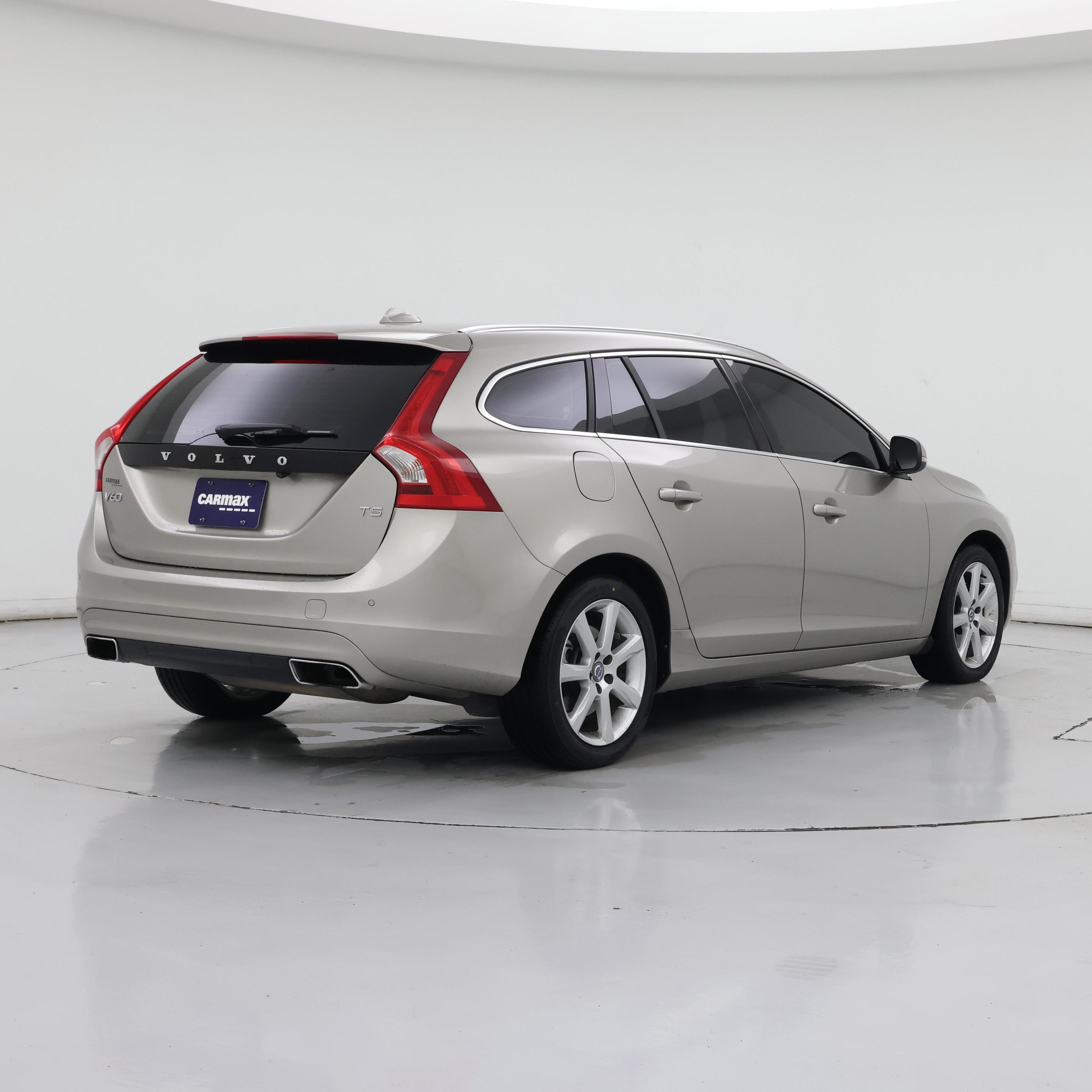 Thumbnail: 2016 Volvo V60 - 8